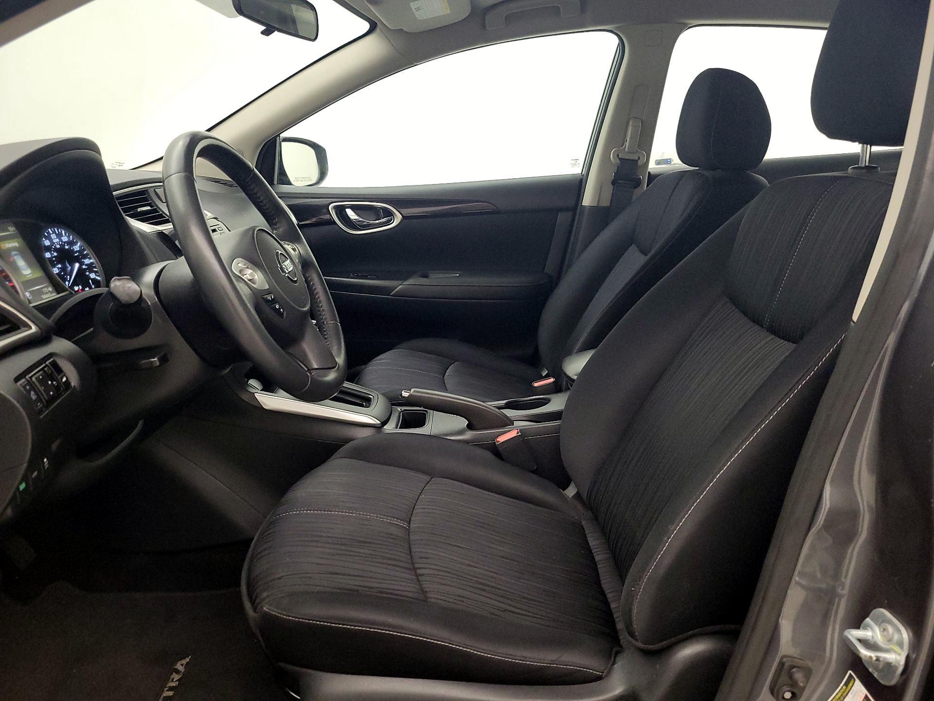 Thumbnail: 2017 Nissan Sentra - 11