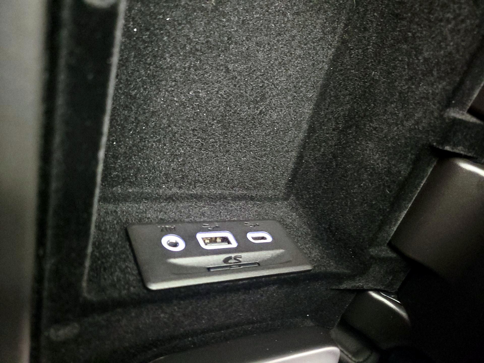 Thumbnail: 2020 Chevrolet Corvette - 18