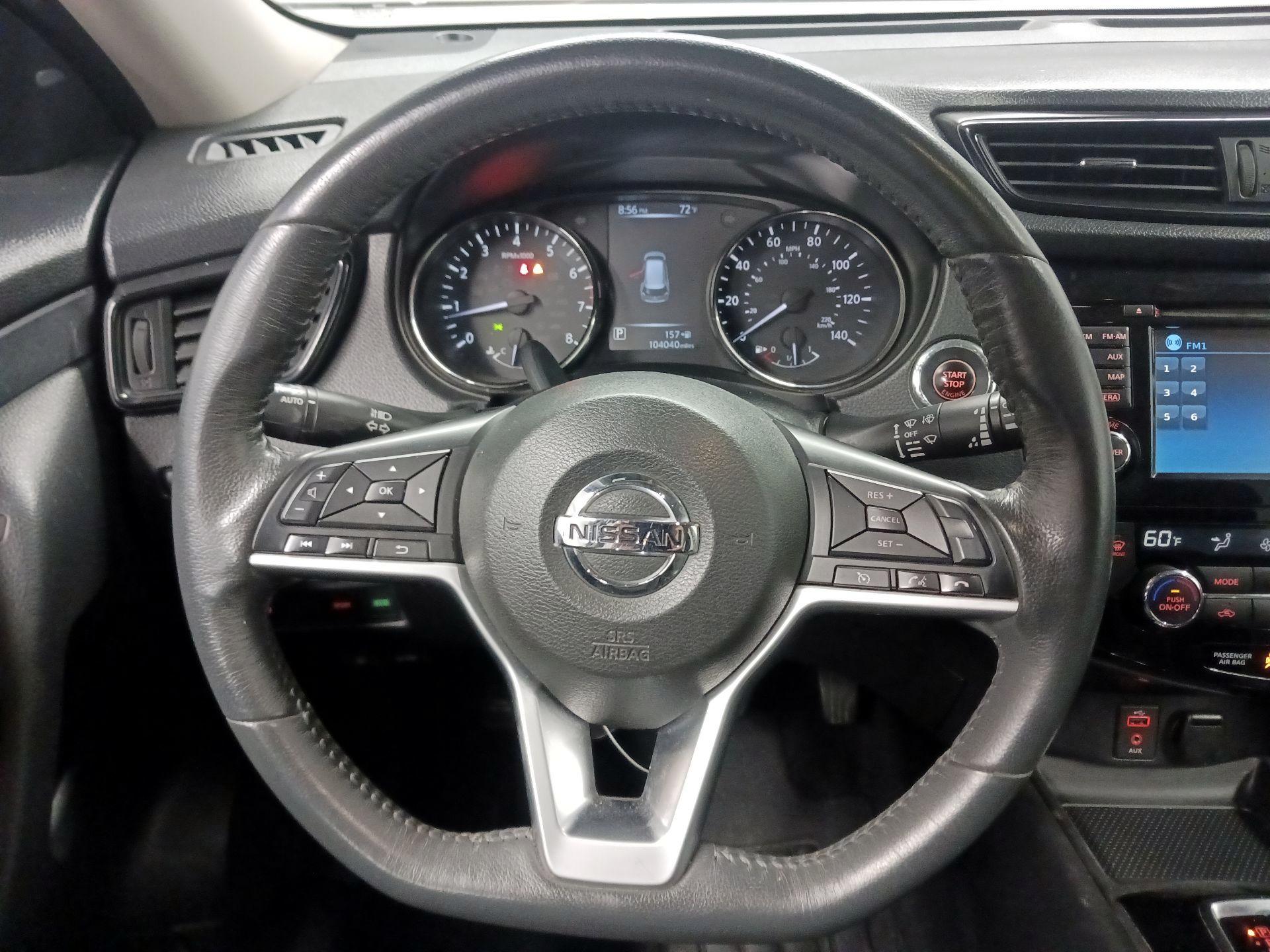 Thumbnail: 2017 Nissan Rogue - 10