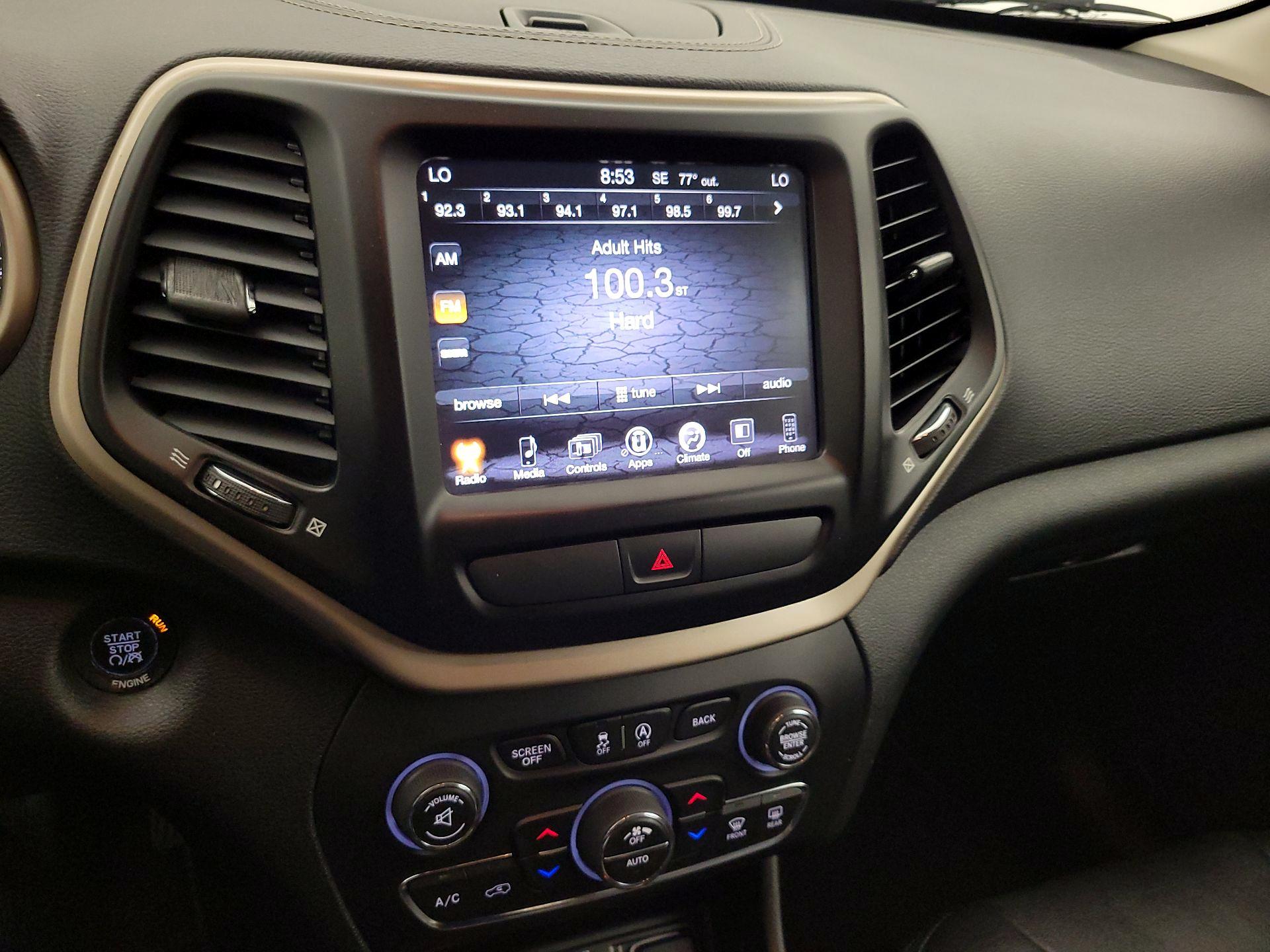 Thumbnail: 2015 Jeep Cherokee - 15