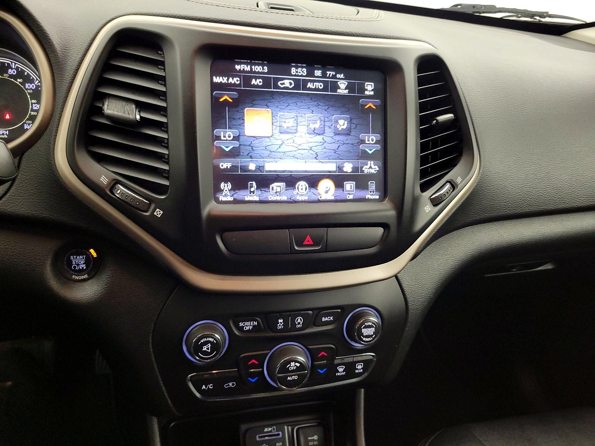 Thumbnail: 2015 Jeep Cherokee - 16