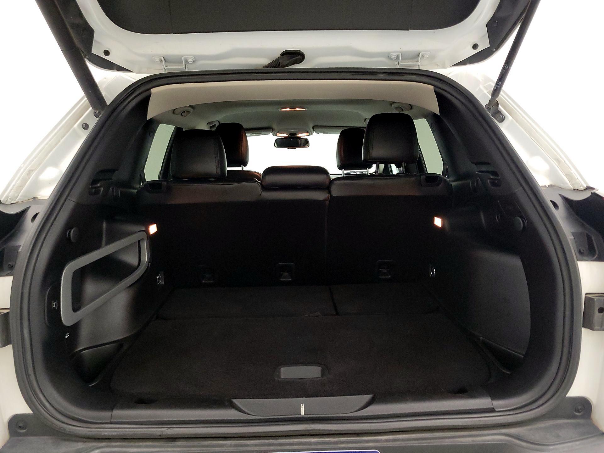 Thumbnail: 2015 Jeep Cherokee - 20