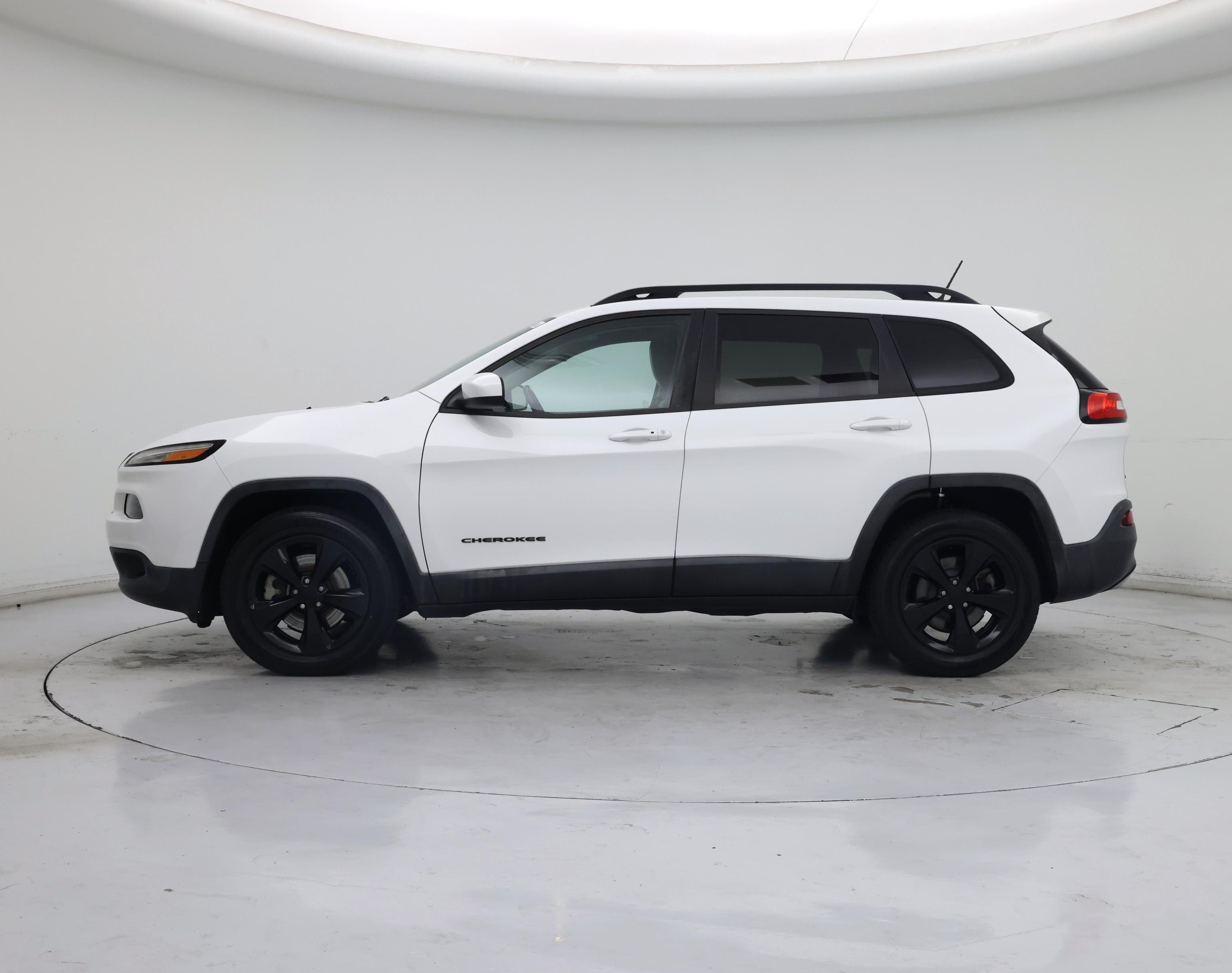 Thumbnail: 2015 Jeep Cherokee - 3