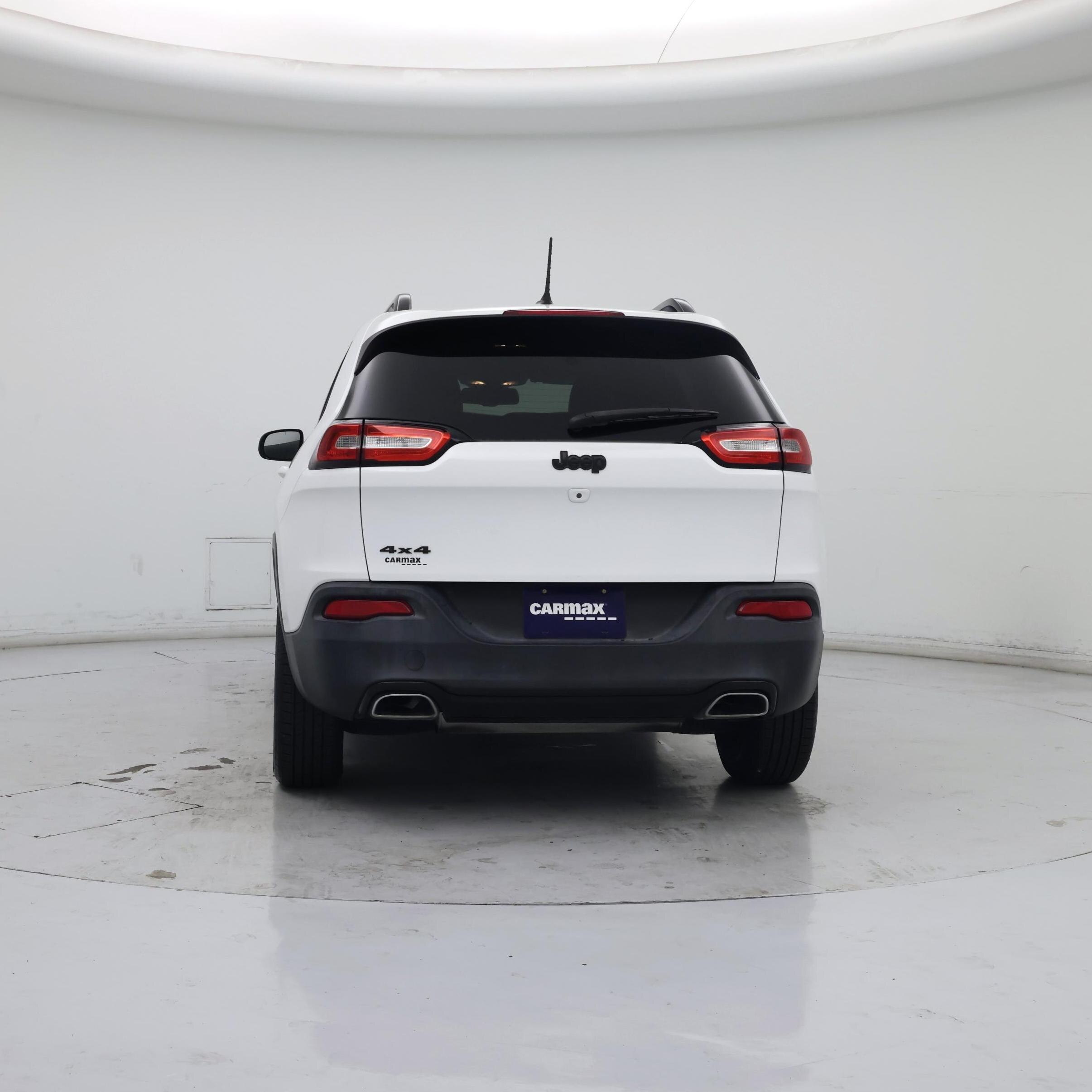 Thumbnail: 2015 Jeep Cherokee - 6