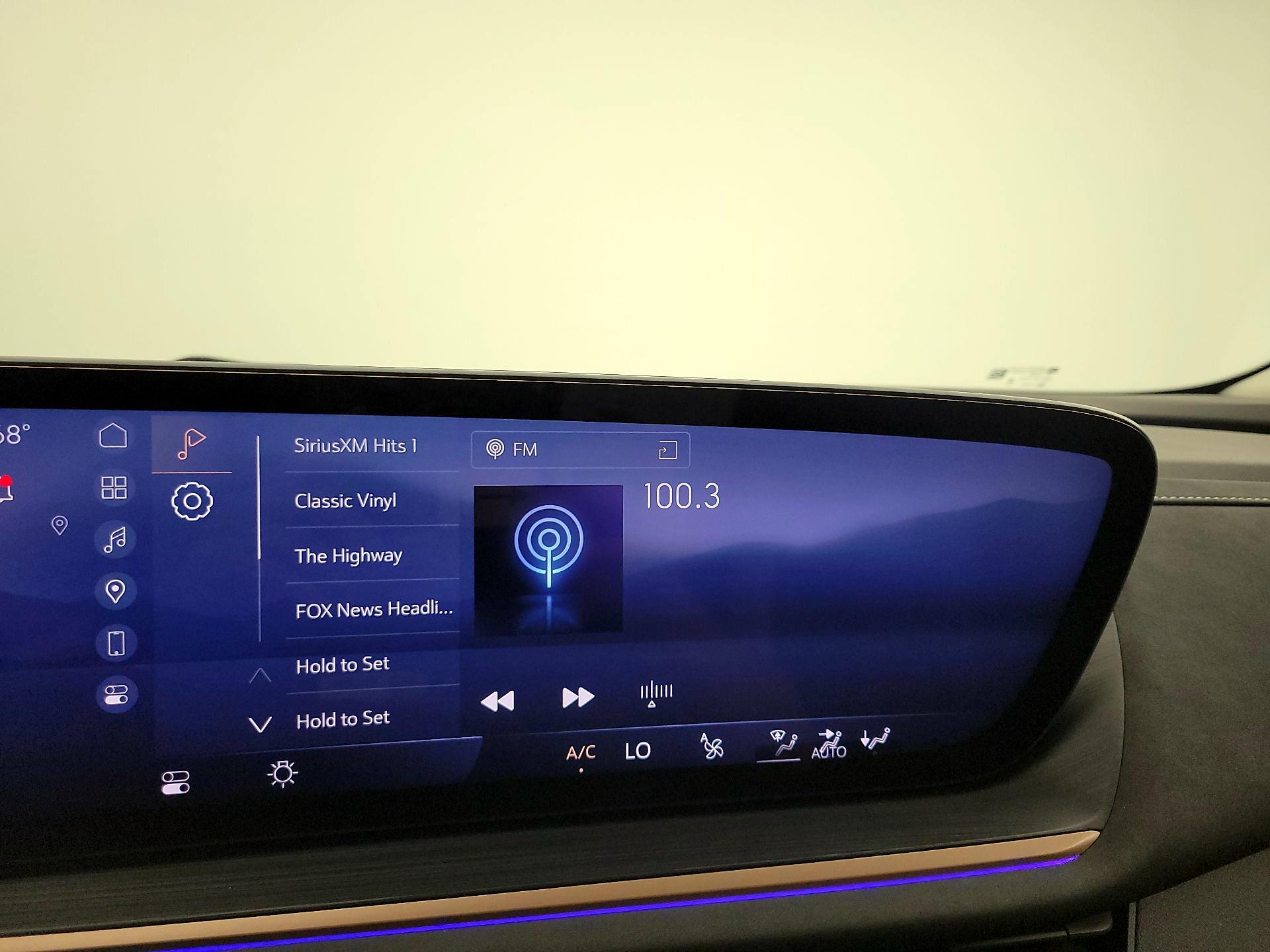Thumbnail: 2025 Buick Envision - 16