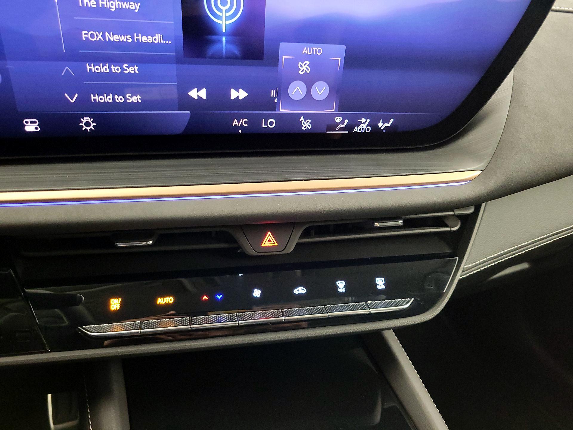 Thumbnail: 2025 Buick Envision - 17