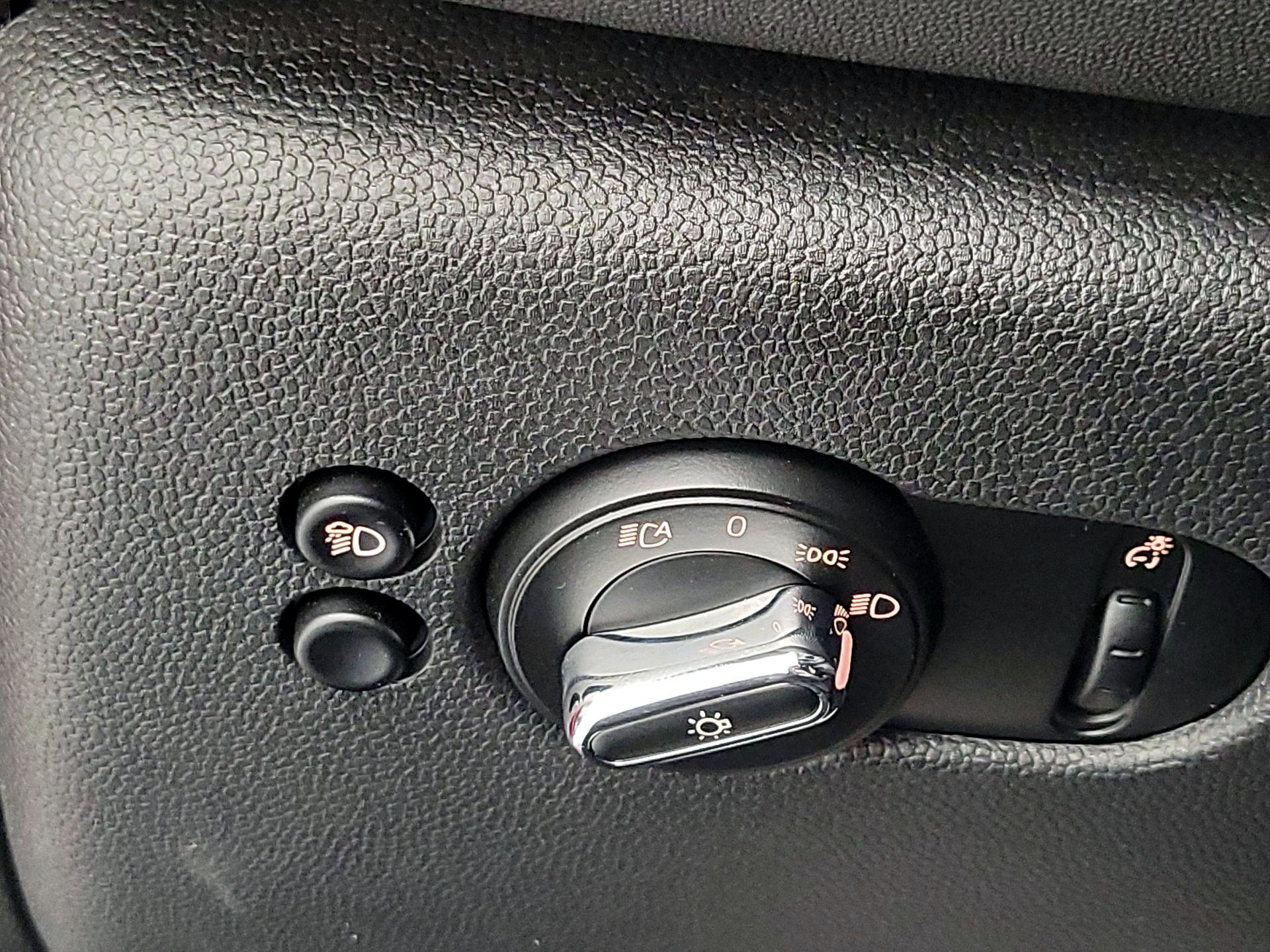 Thumbnail: 2023 MINI Cooper Hardtop - 13