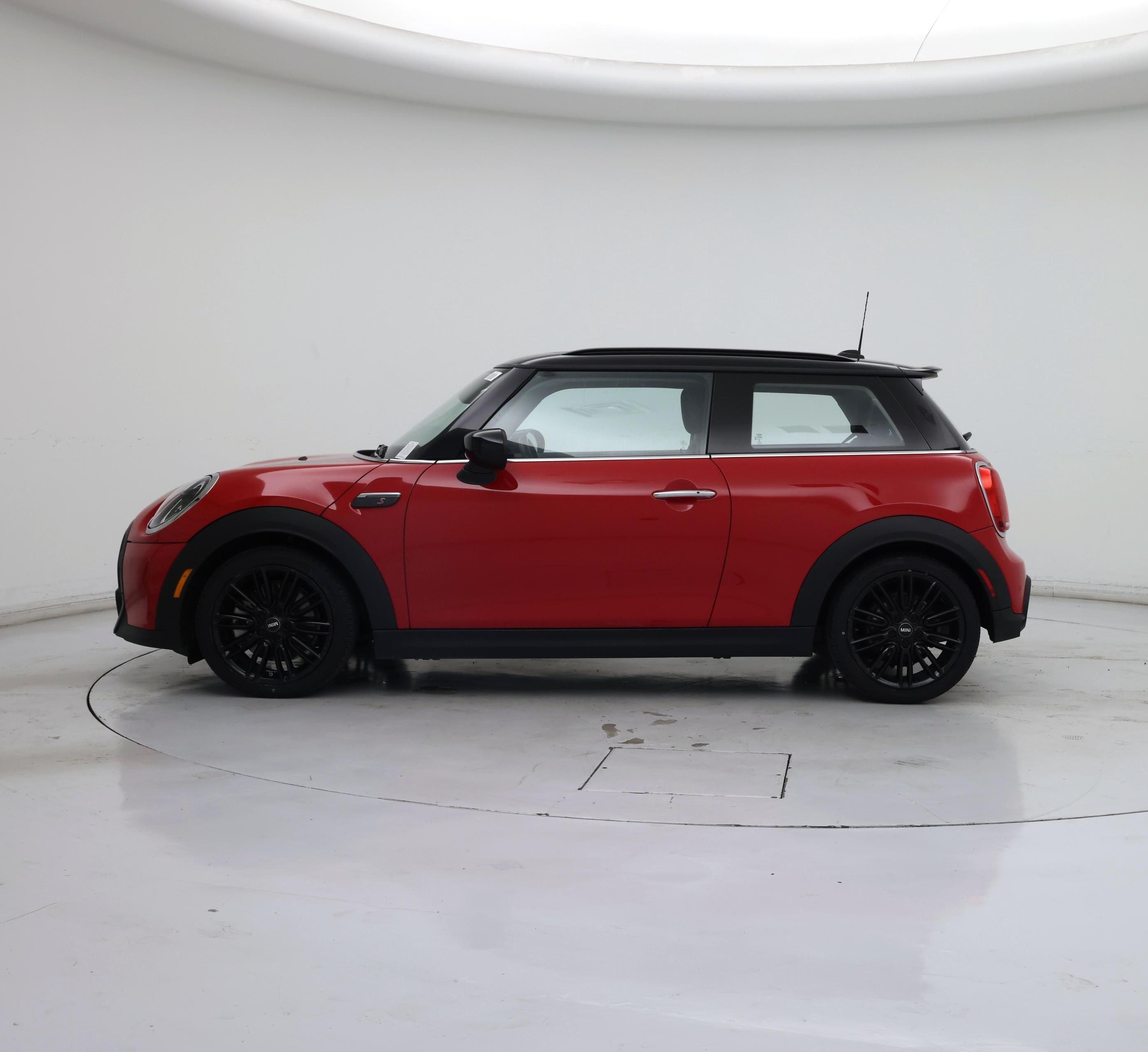 Thumbnail: 2023 MINI Cooper Hardtop - 3