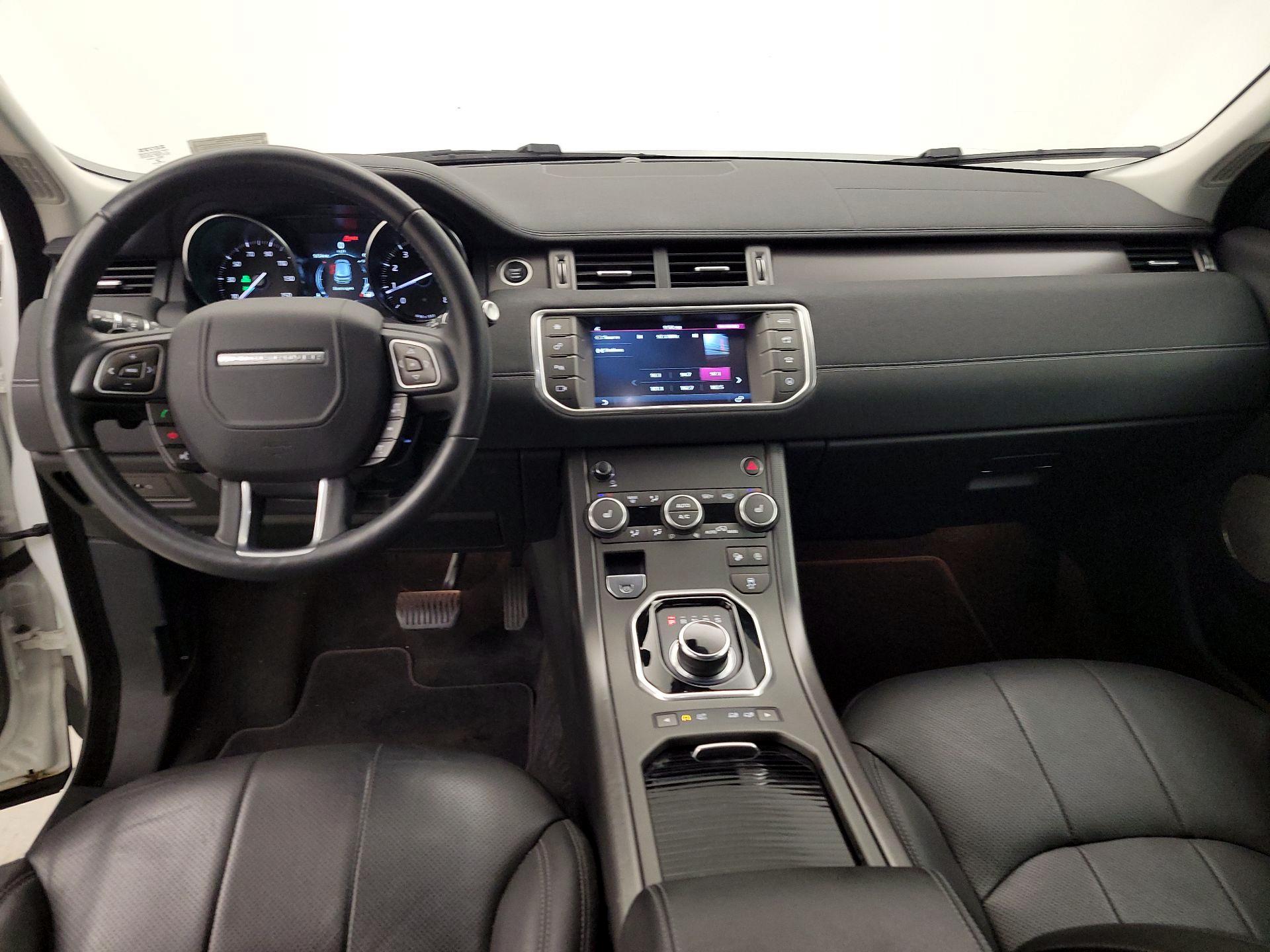 Thumbnail: 2019 Land Rover Range Rover Evoque - 9