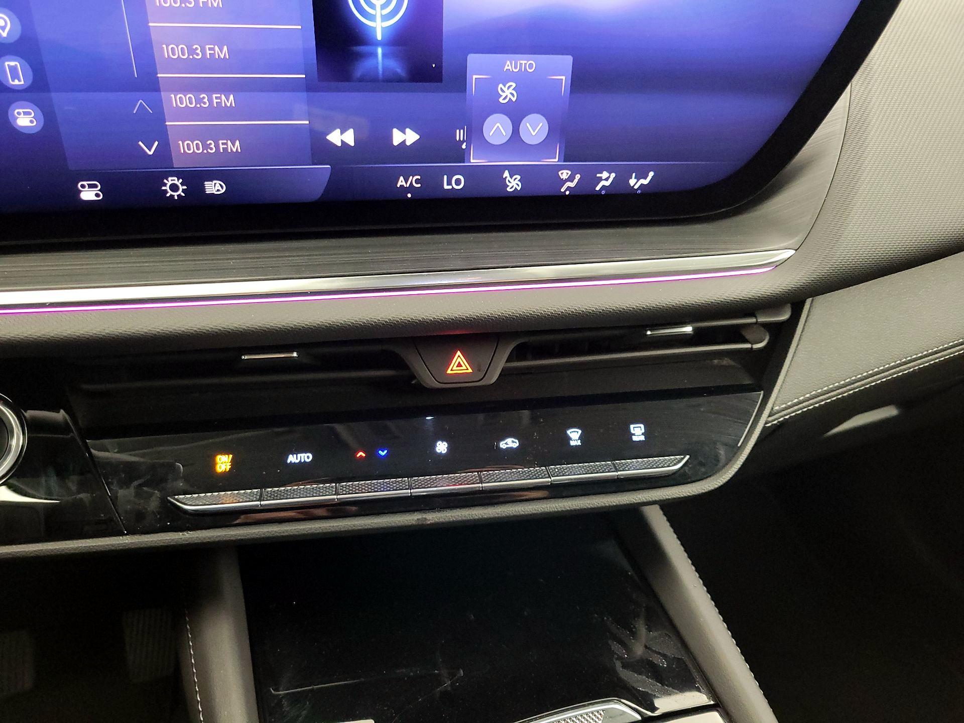 Thumbnail: 2025 Buick Envision - 17