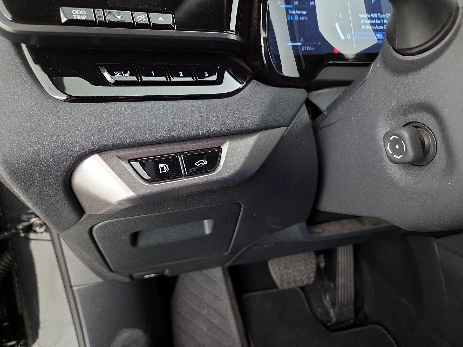 Thumbnail: 2025 Lexus RX - 13