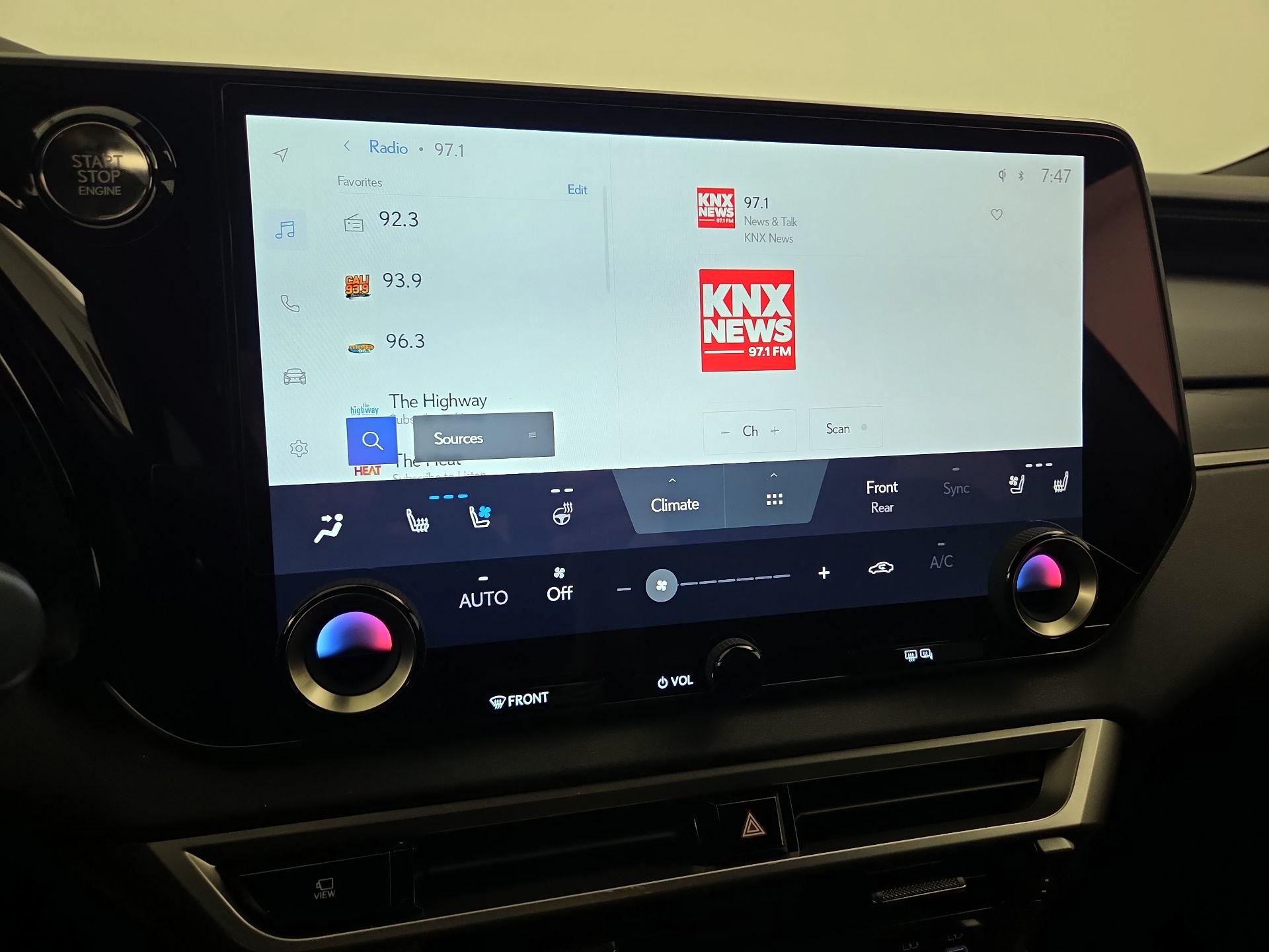 Thumbnail: 2025 Lexus RX - 15