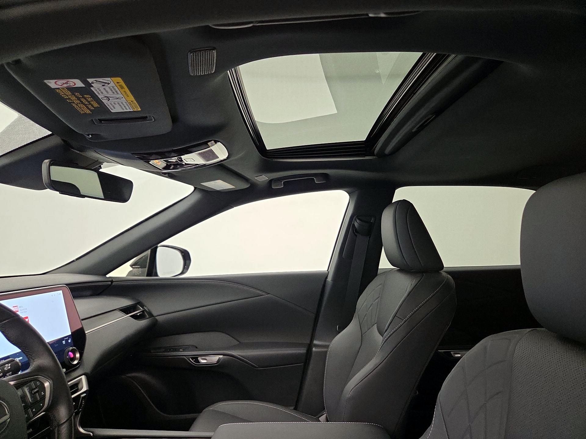 Thumbnail: 2025 Lexus RX - 19