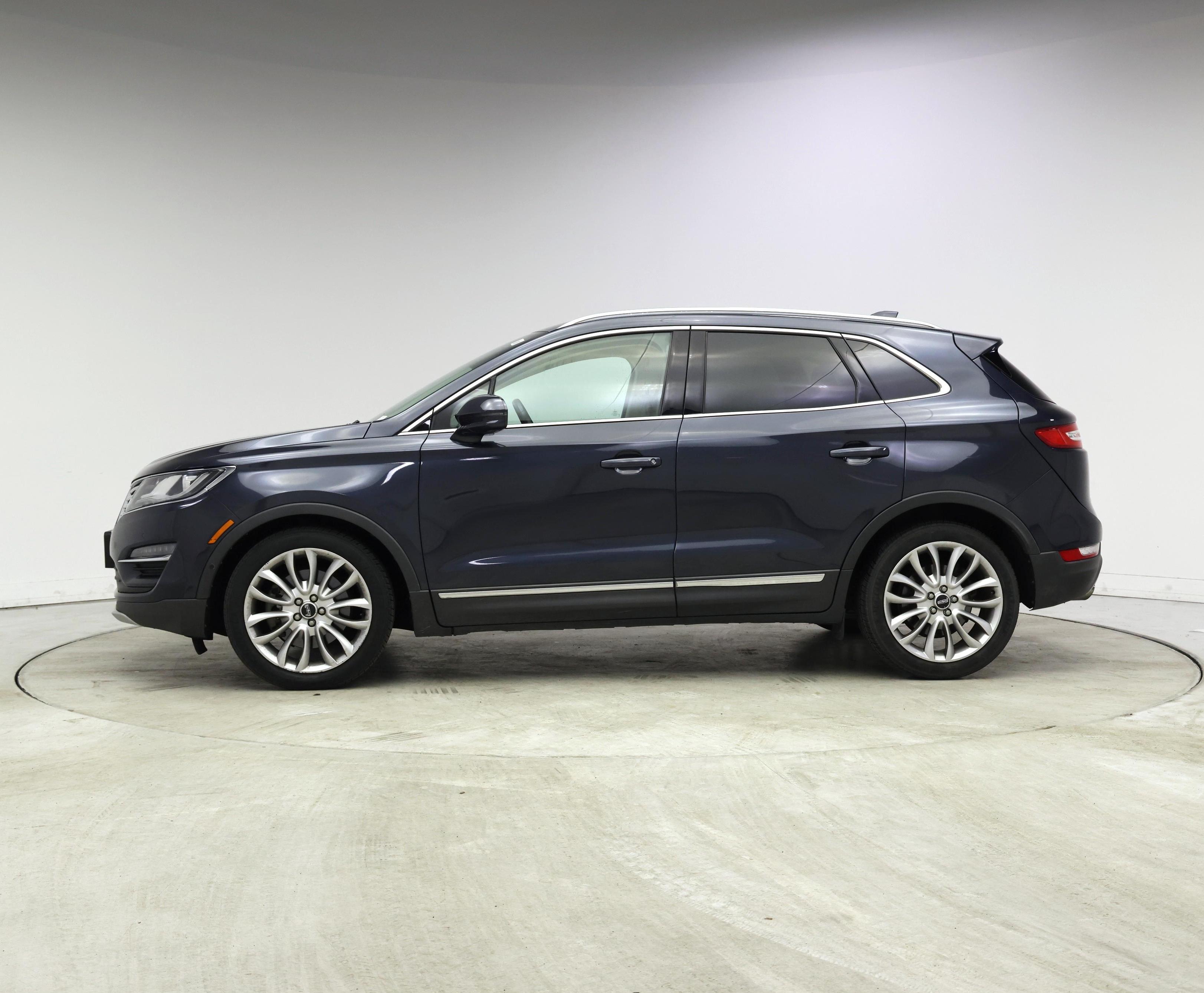 Thumbnail: 2015 Lincoln MKC - 3