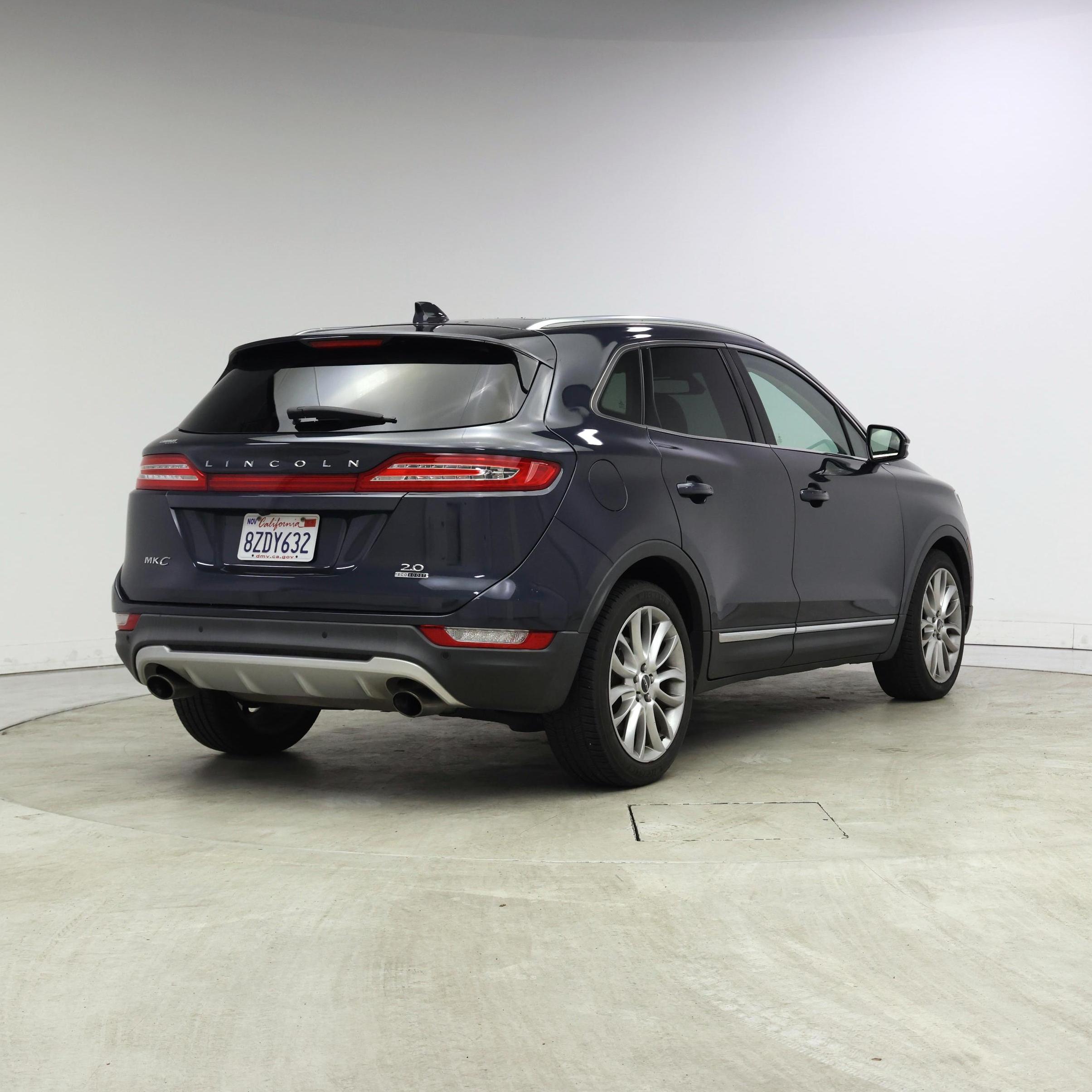 Thumbnail: 2015 Lincoln MKC - 8