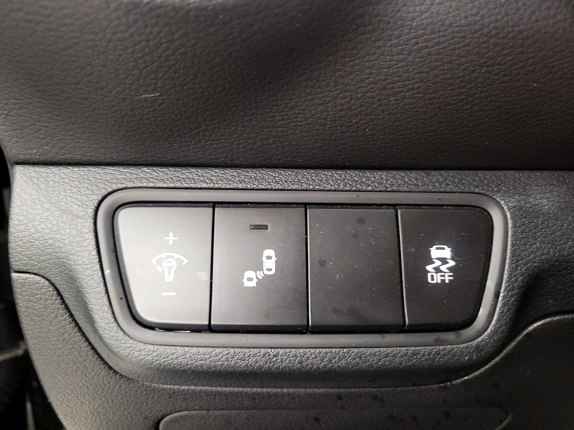 Thumbnail: 2024 Kia Forte - 13