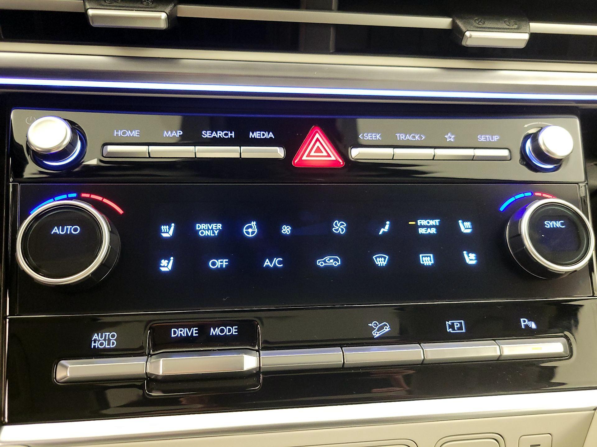 Thumbnail: 2025 Hyundai Santa Fe - 17