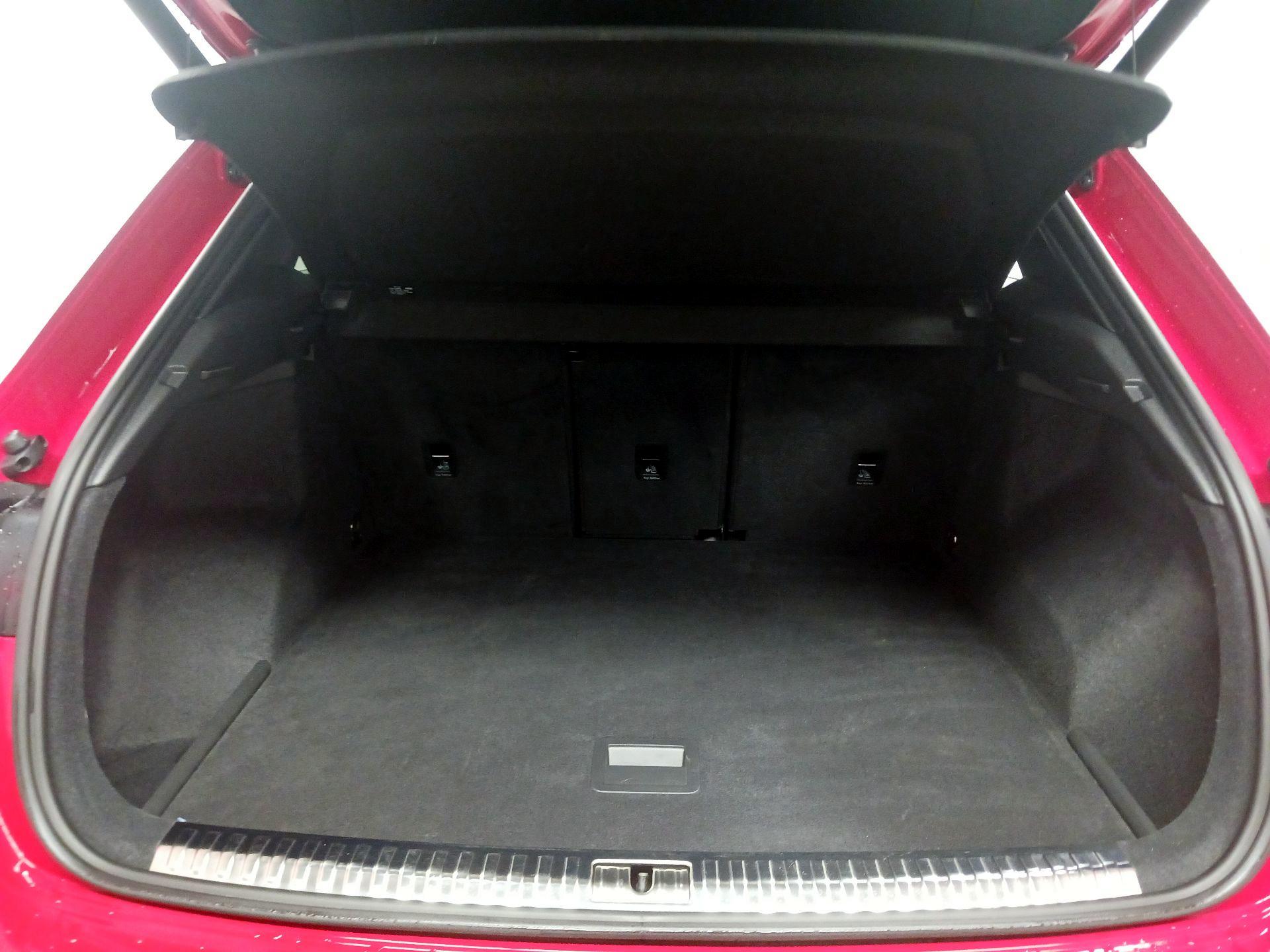 Thumbnail: 2023 Audi Q3 - 18