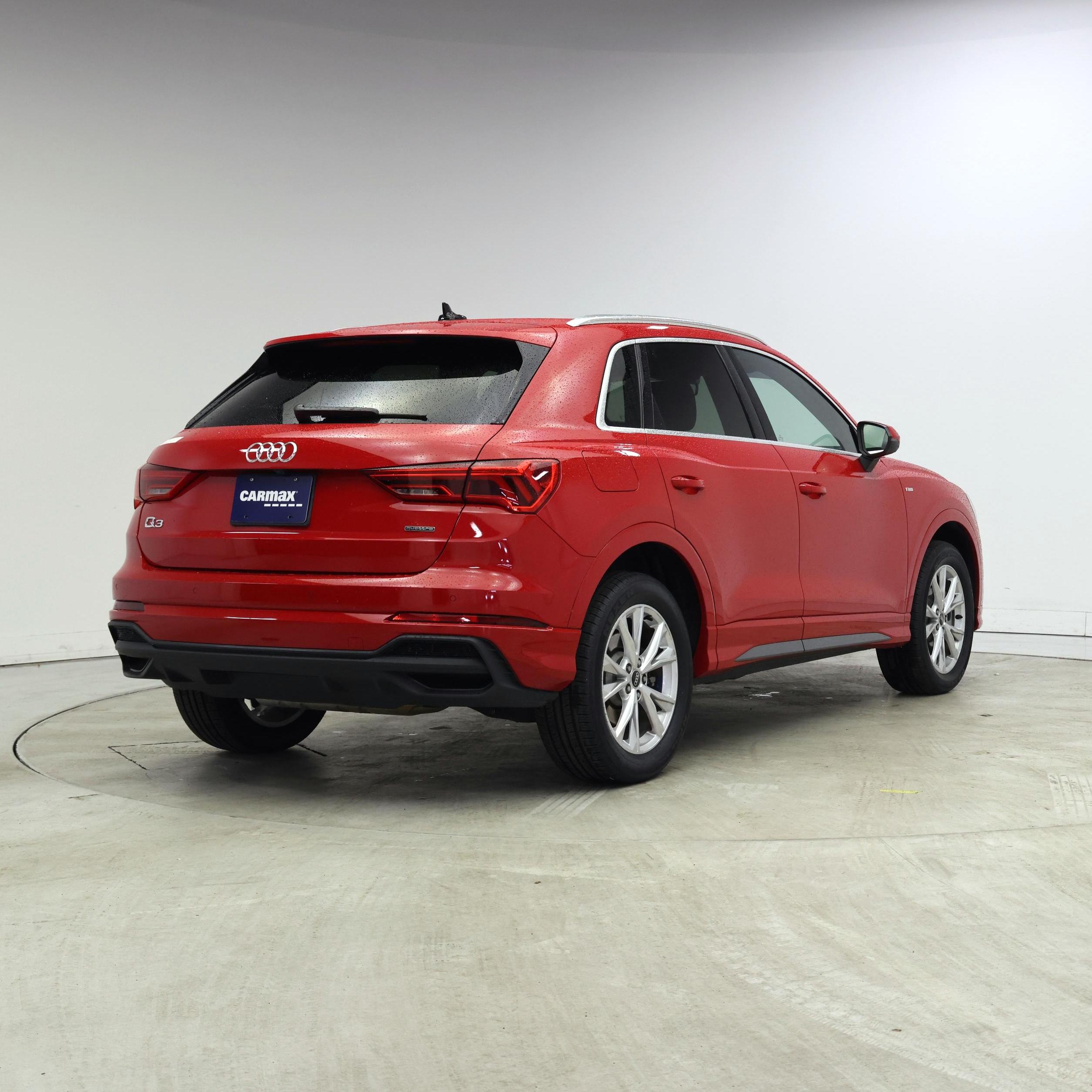 Thumbnail: 2023 Audi Q3 - 8