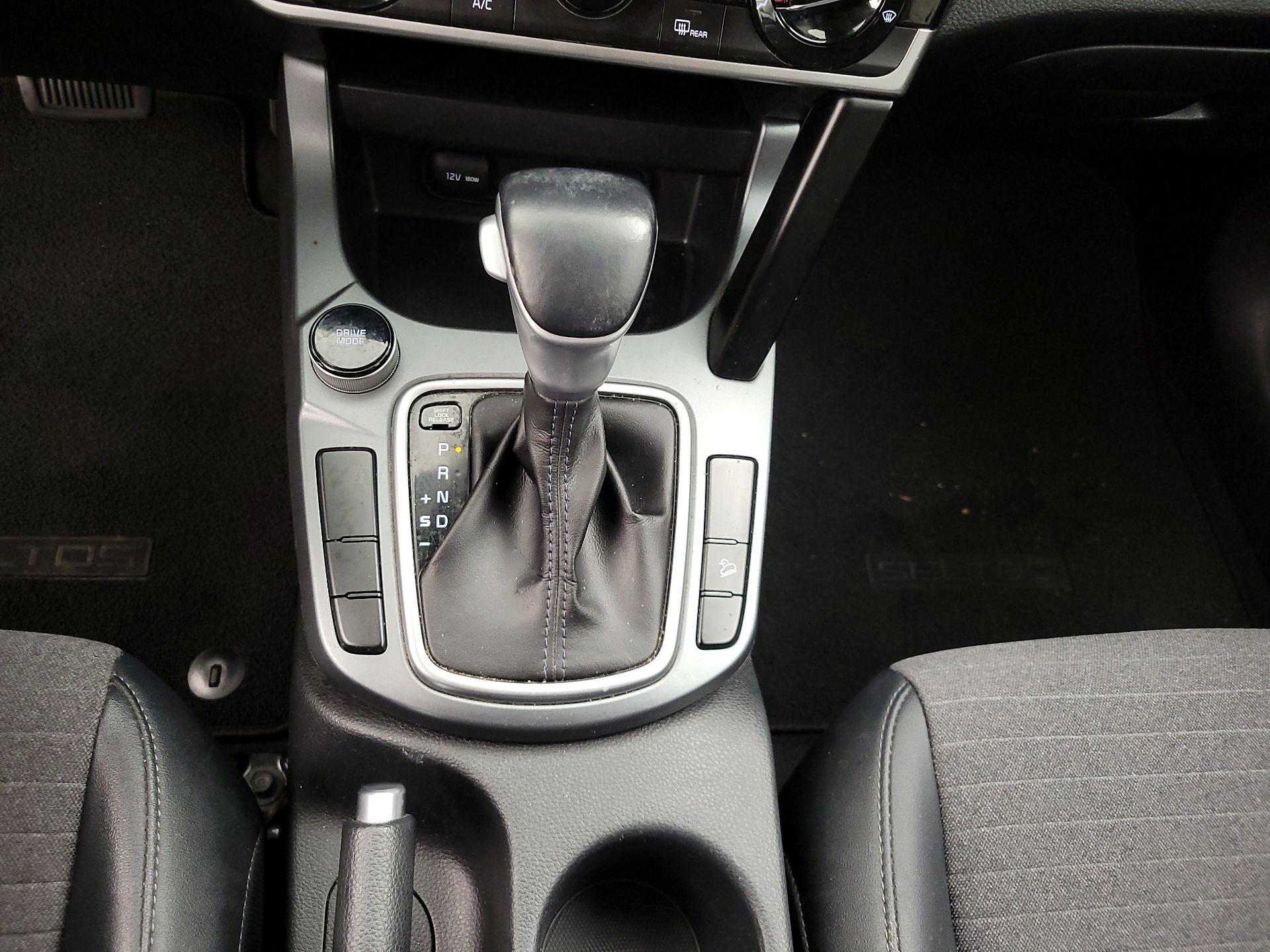 Thumbnail: 2021 Kia Seltos - 17