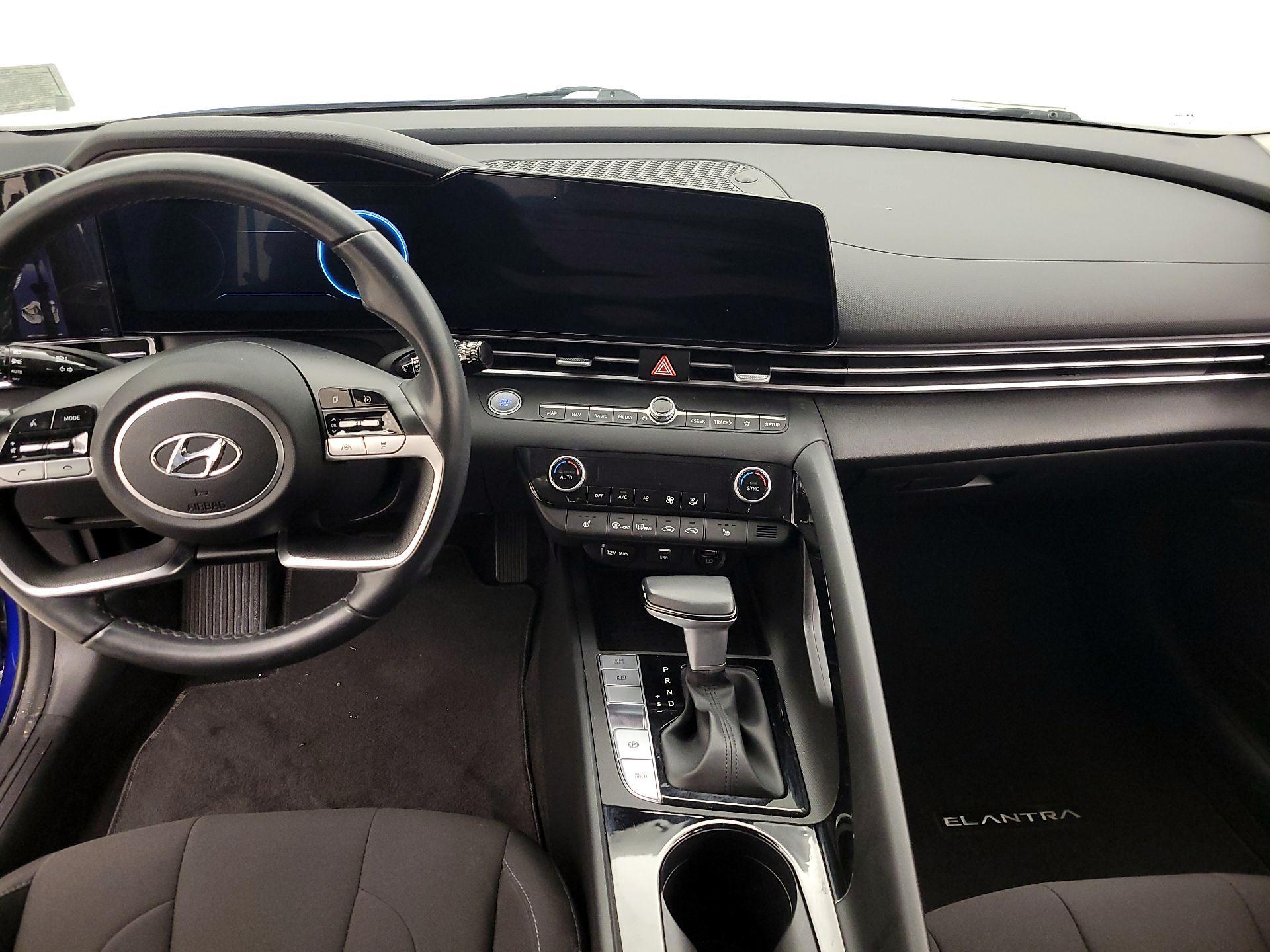 Thumbnail: 2023 Hyundai Elantra - 9