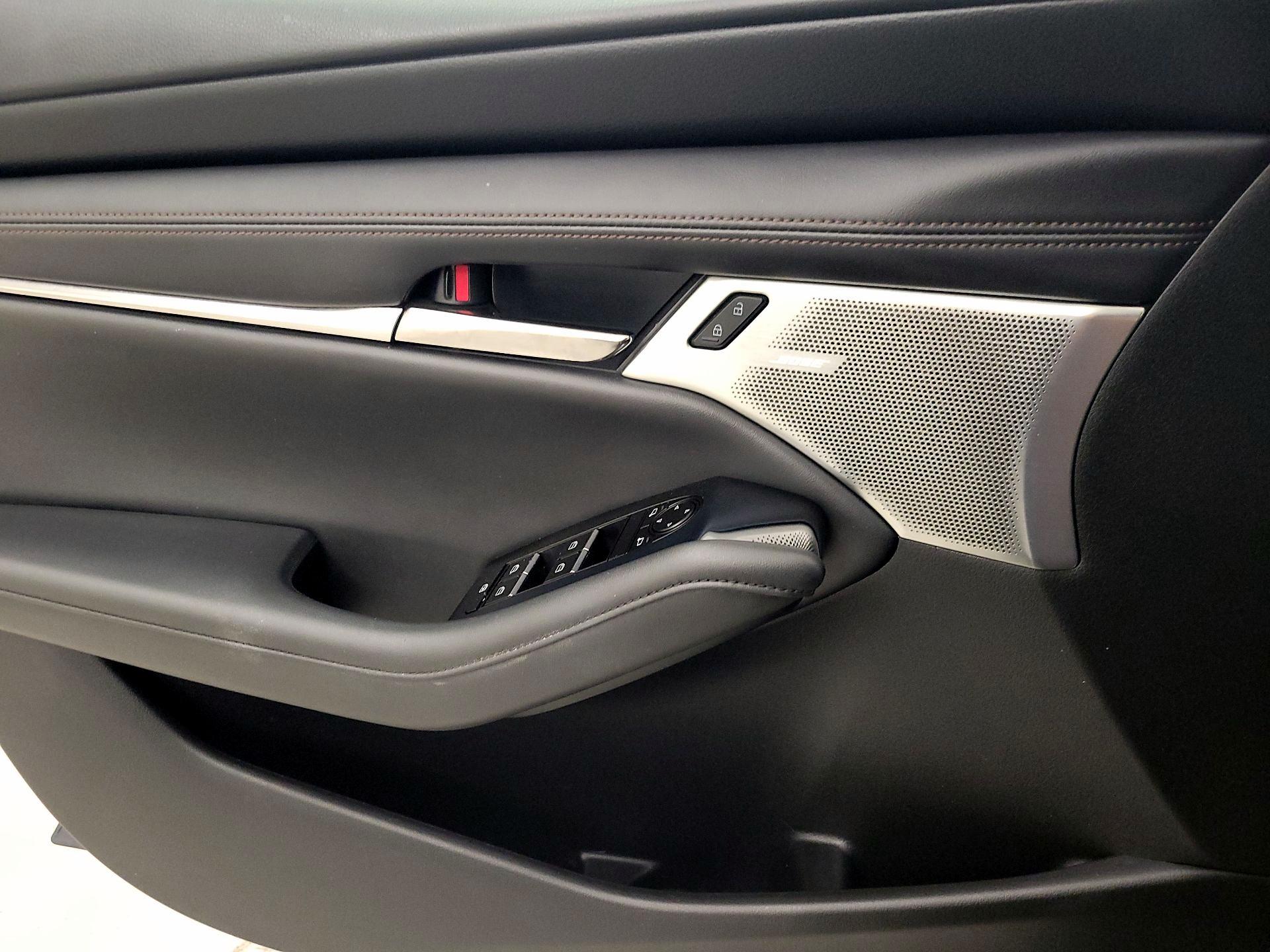 Thumbnail: 2020 Mazda Mazda3 - 12