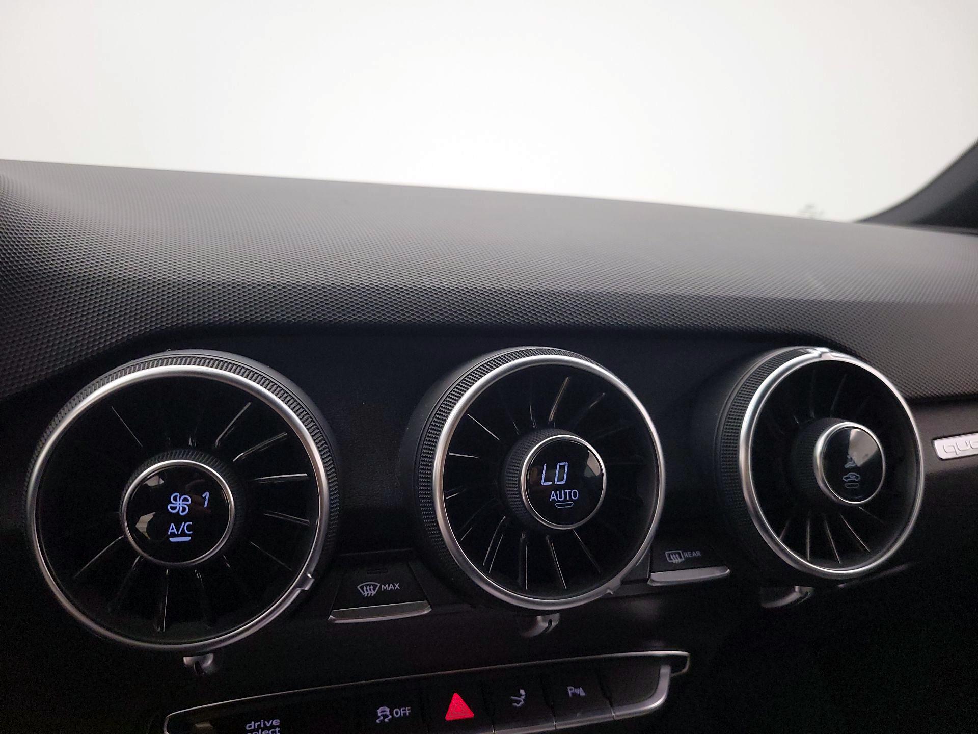 Thumbnail: 2018 Audi TTS - 16