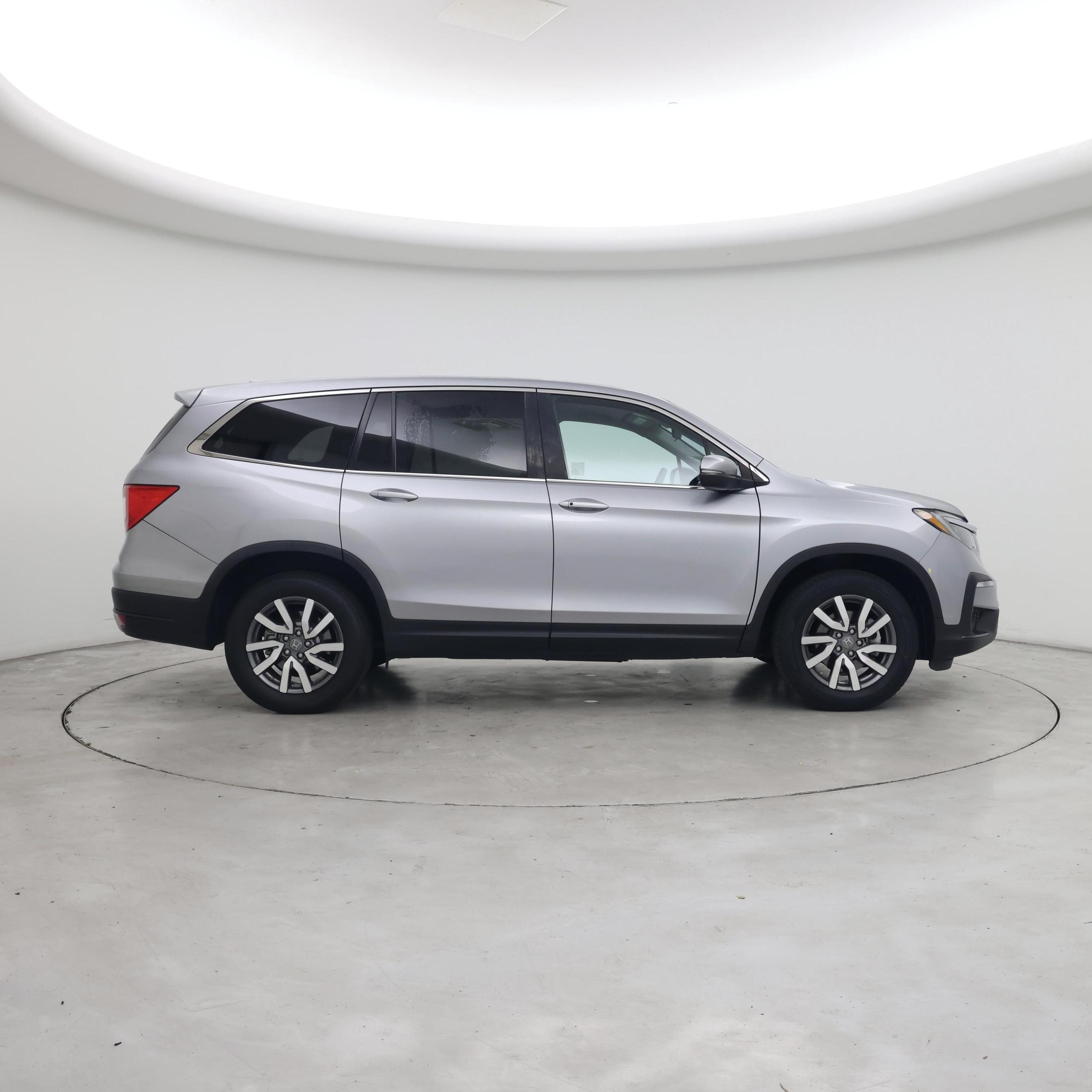 Thumbnail: 2019 Honda Pilot - 7