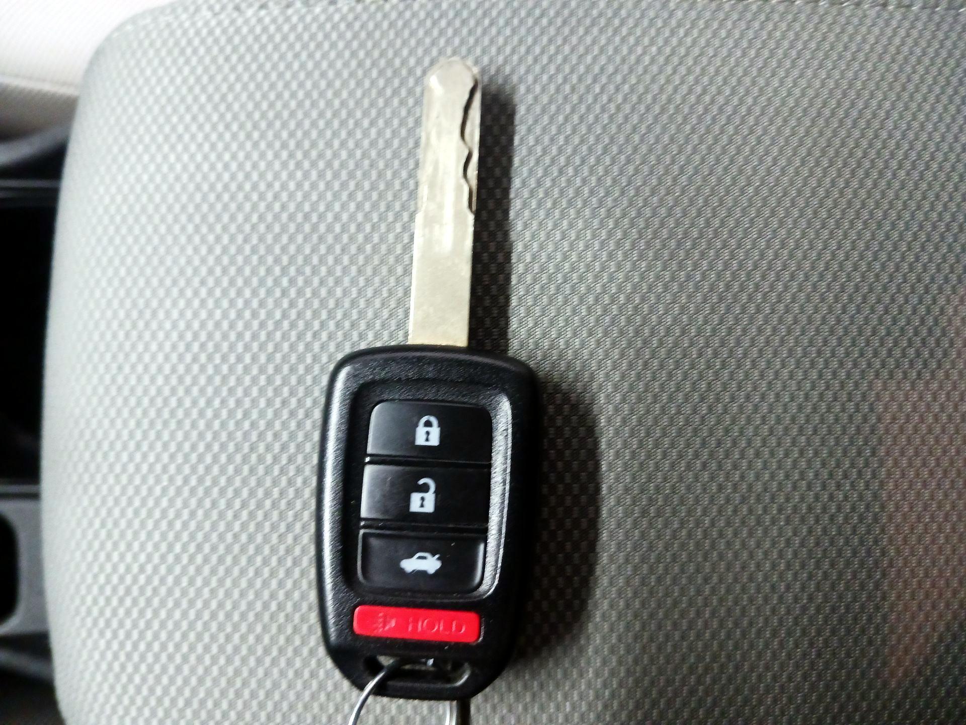 Thumbnail: 2015 Honda Civic - 20