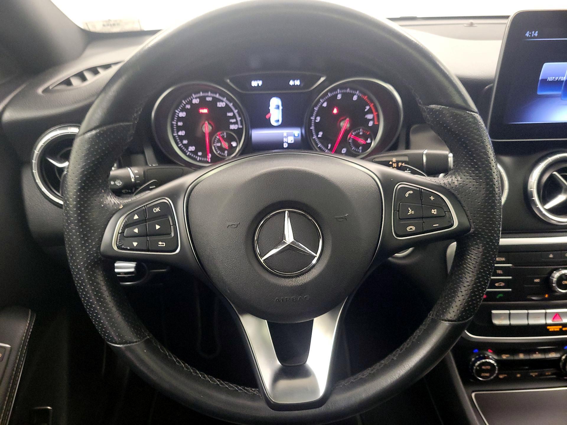 Thumbnail: 2019 Mercedes-Benz CLA - 10