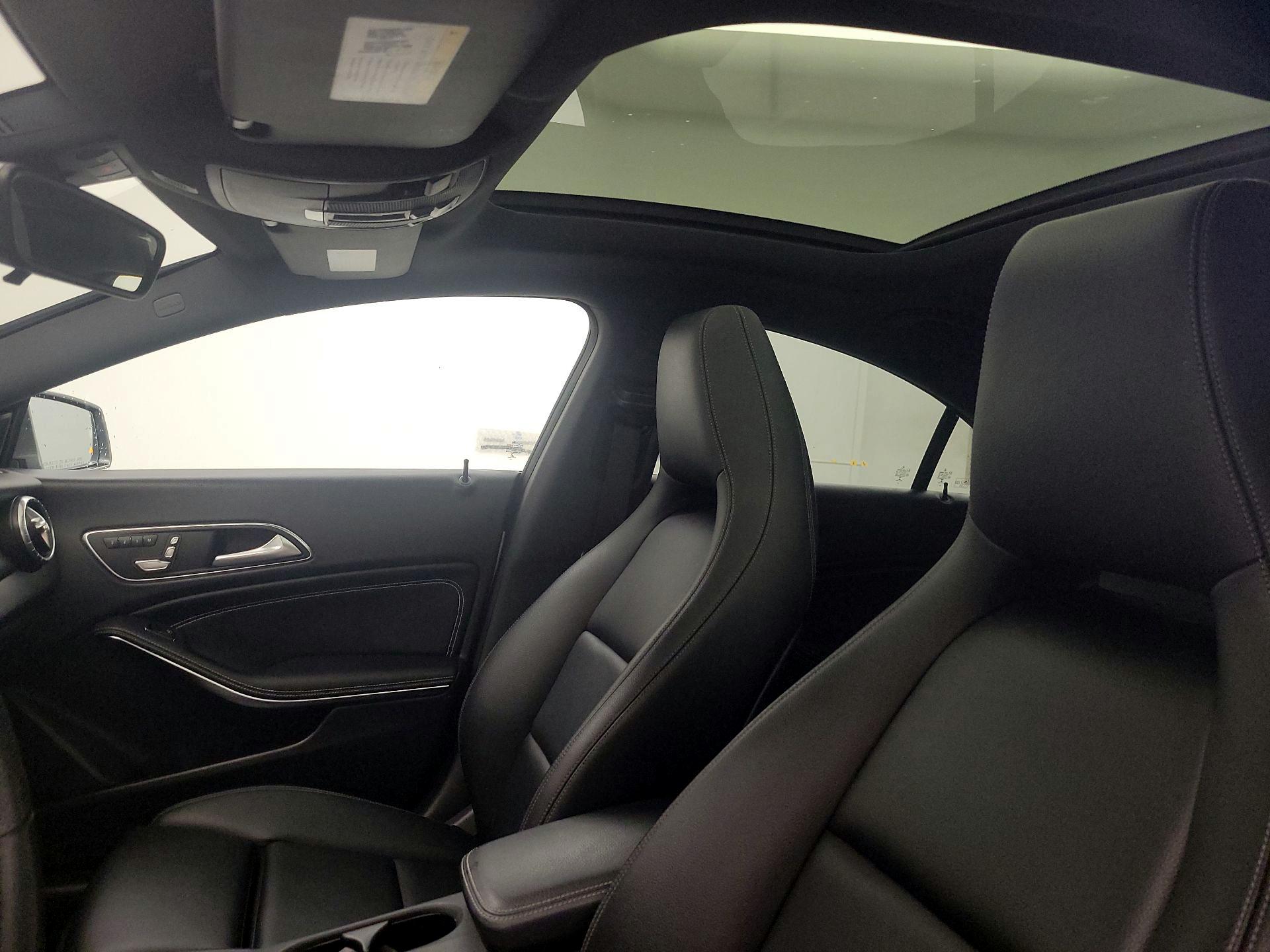 Thumbnail: 2019 Mercedes-Benz CLA - 18