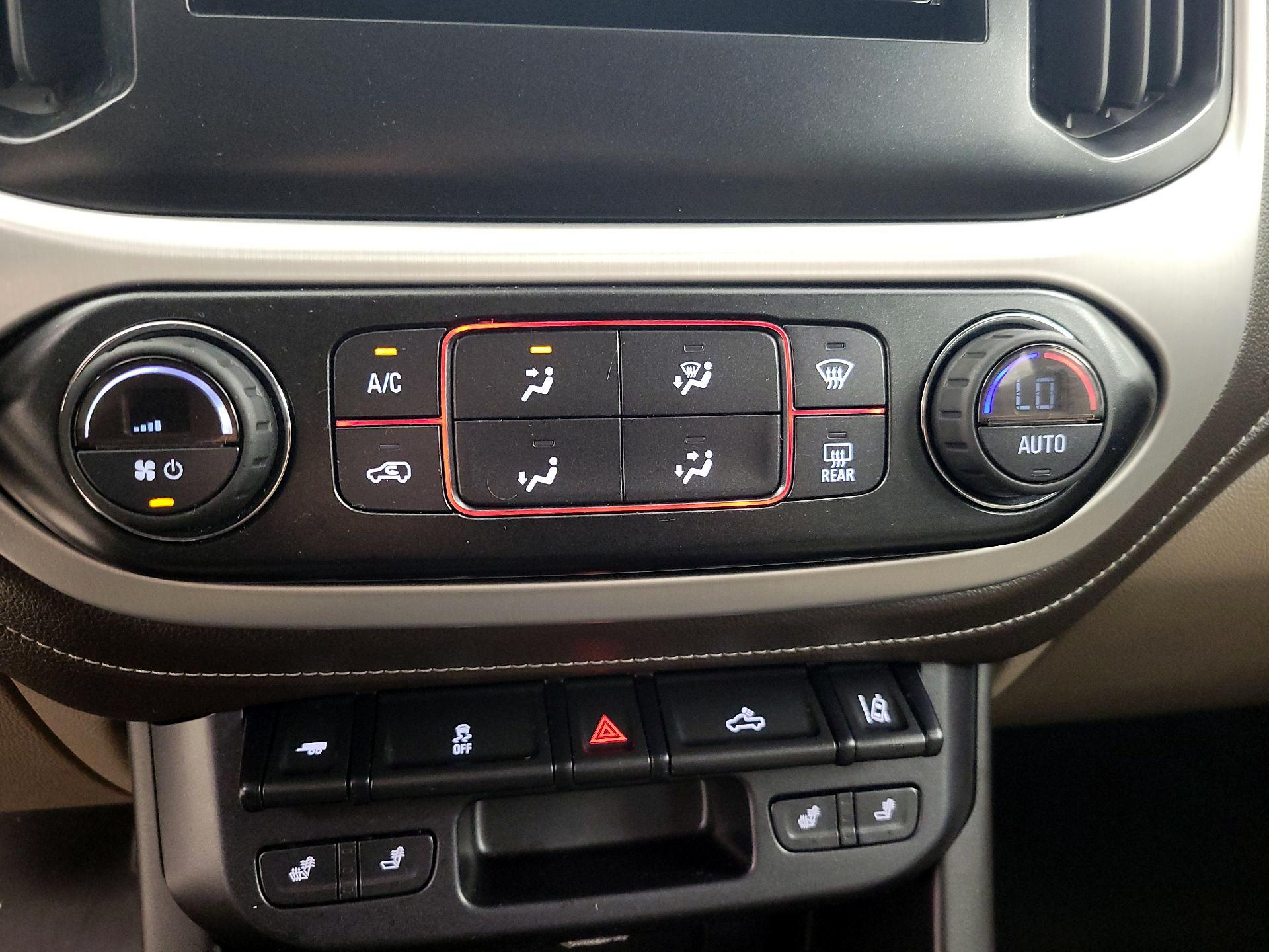 Thumbnail: 2015 GMC Canyon - 15