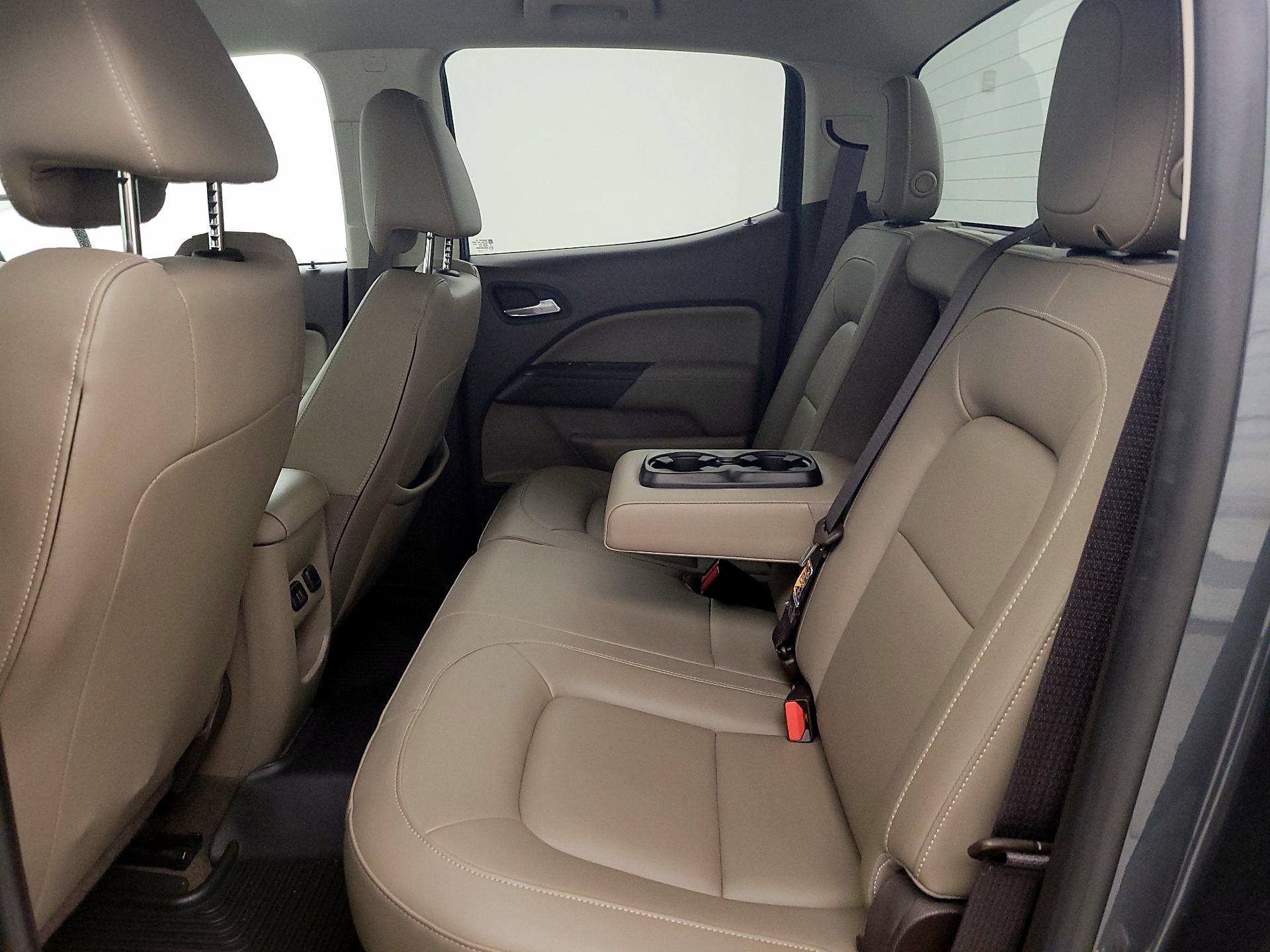 Thumbnail: 2015 GMC Canyon - 18