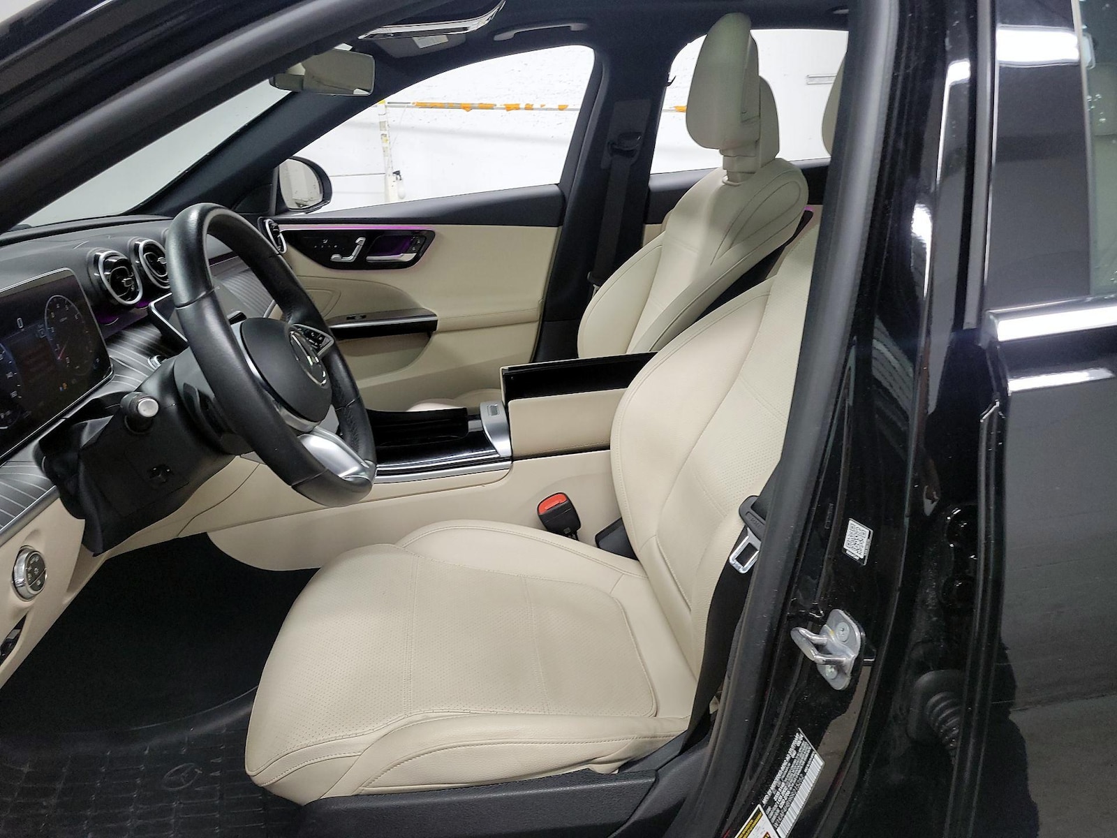 2024 Mercedes-Benz C-Class Sedan C 300 - Photo 12