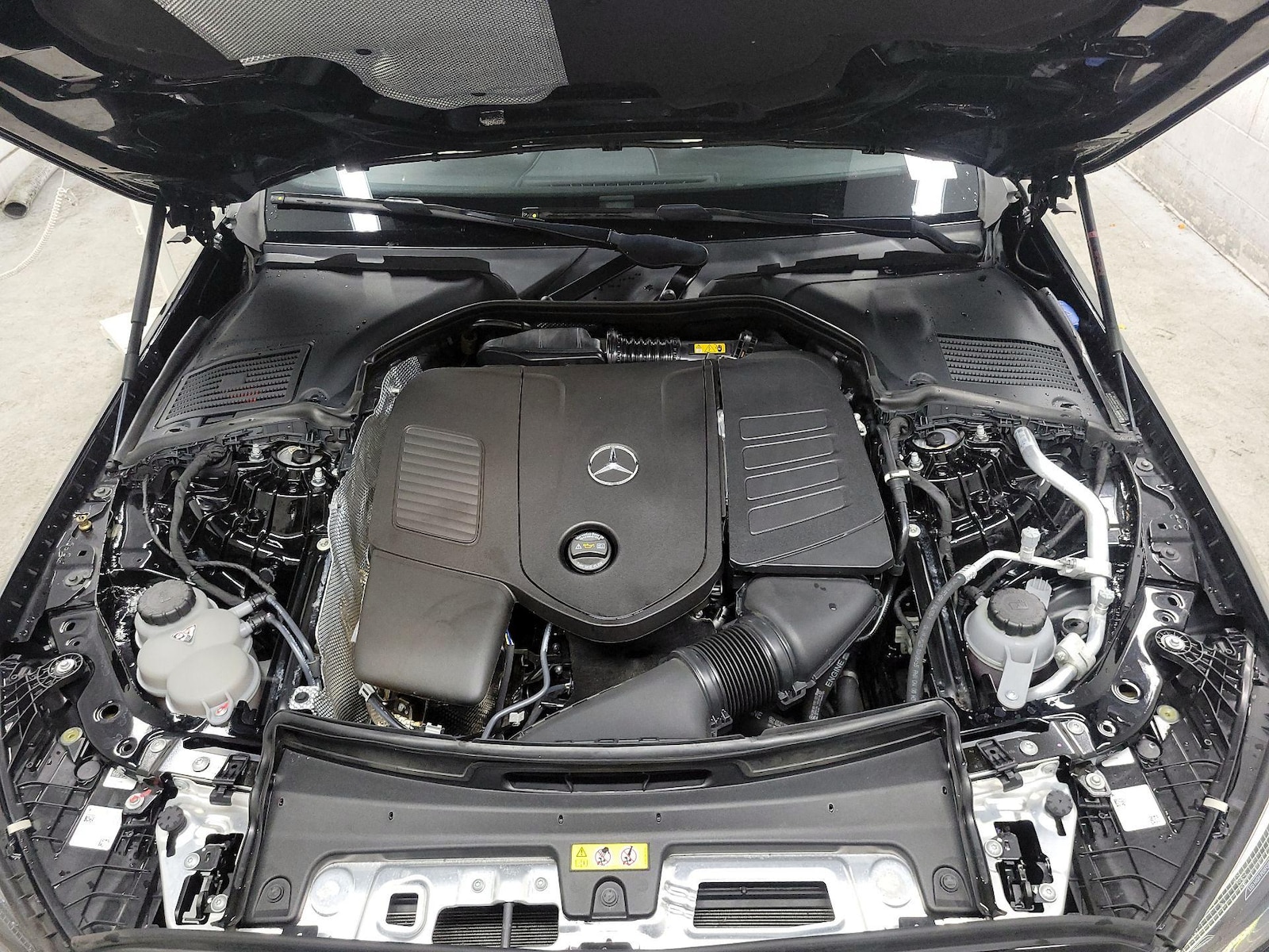 2024 Mercedes-Benz C-Class Sedan C 300 - Photo 23