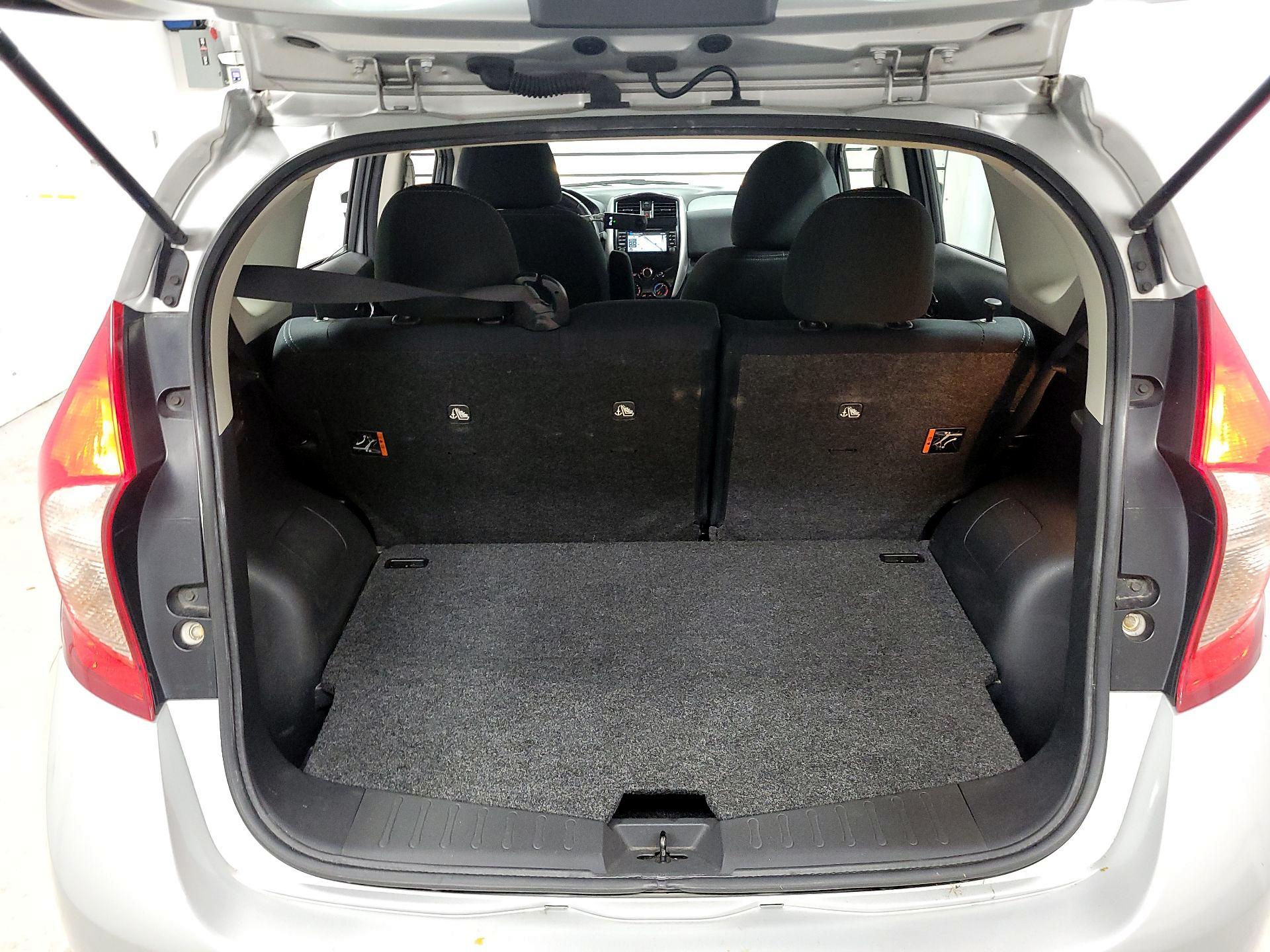 Thumbnail: 2016 Nissan Versa Note - 17