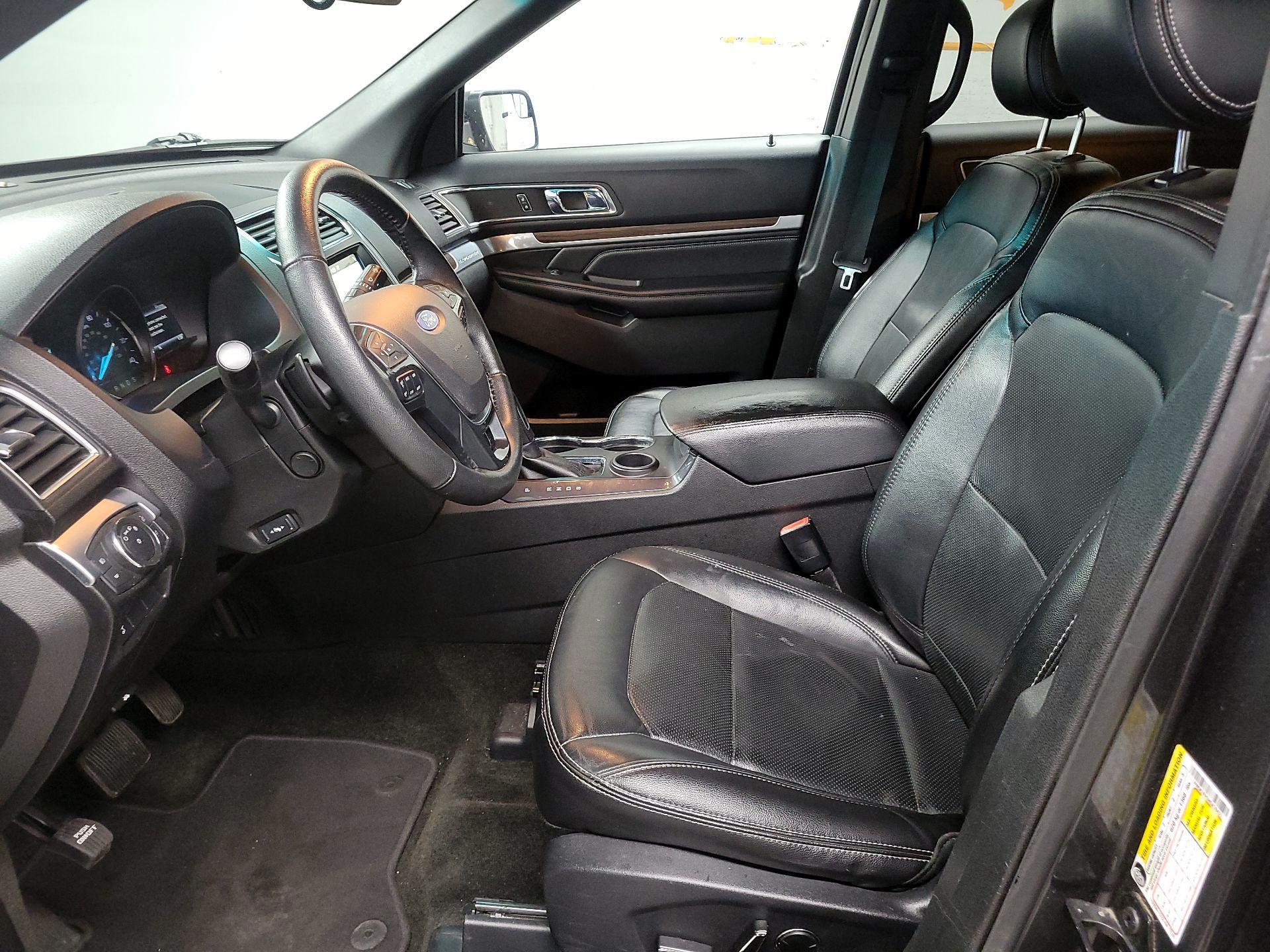 Thumbnail: 2017 Ford Explorer - 11
