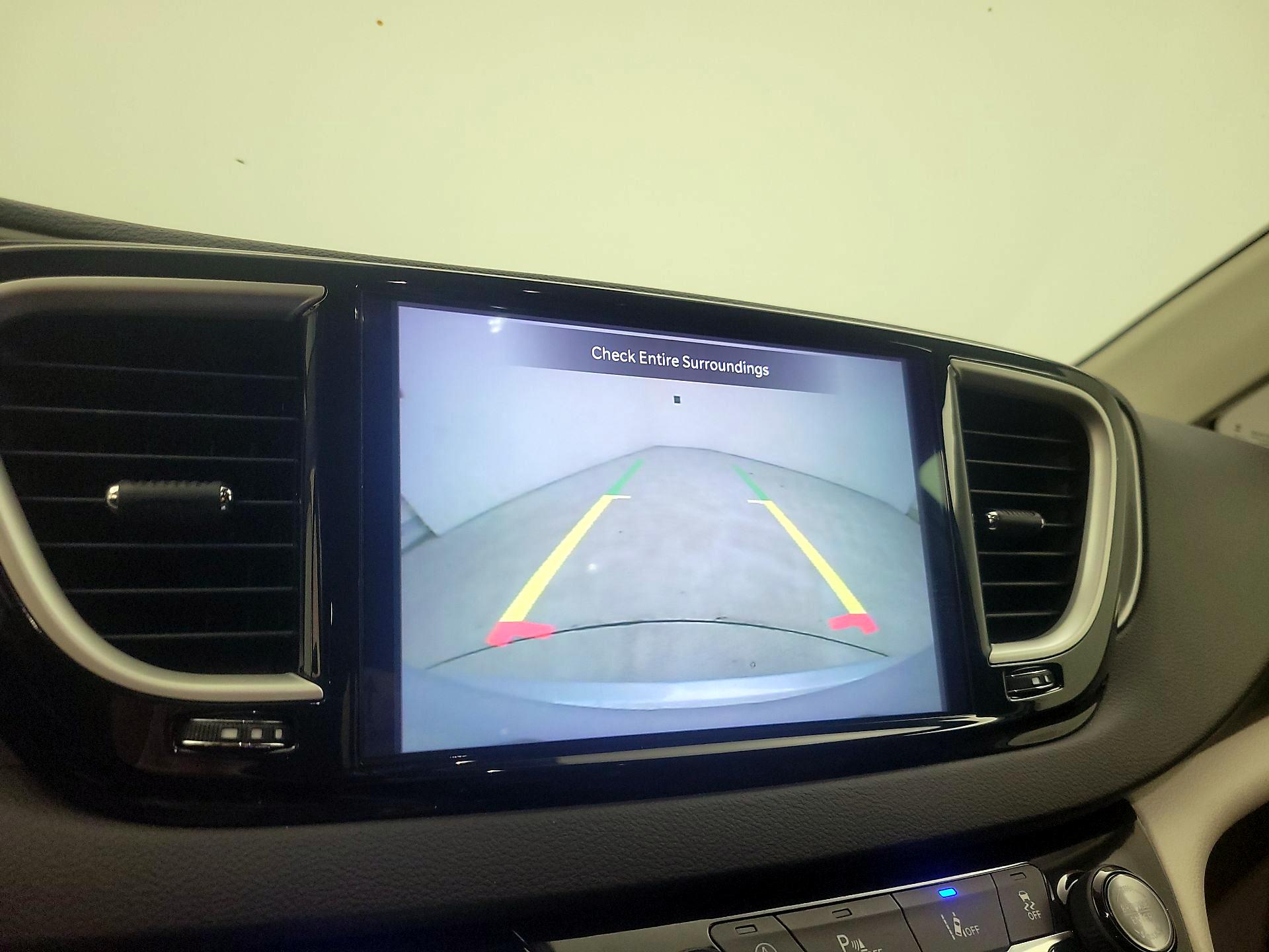 Thumbnail: 2023 Chrysler Pacifica - 14