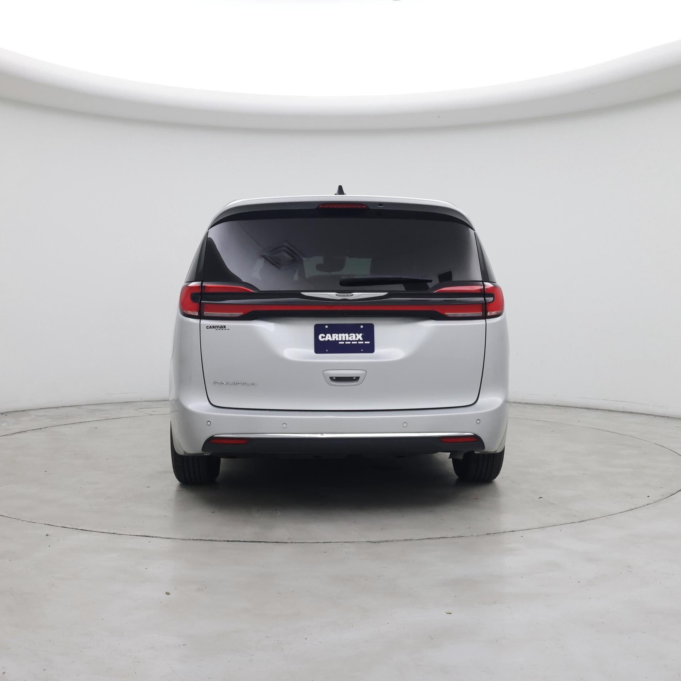 Thumbnail: 2023 Chrysler Pacifica - 6