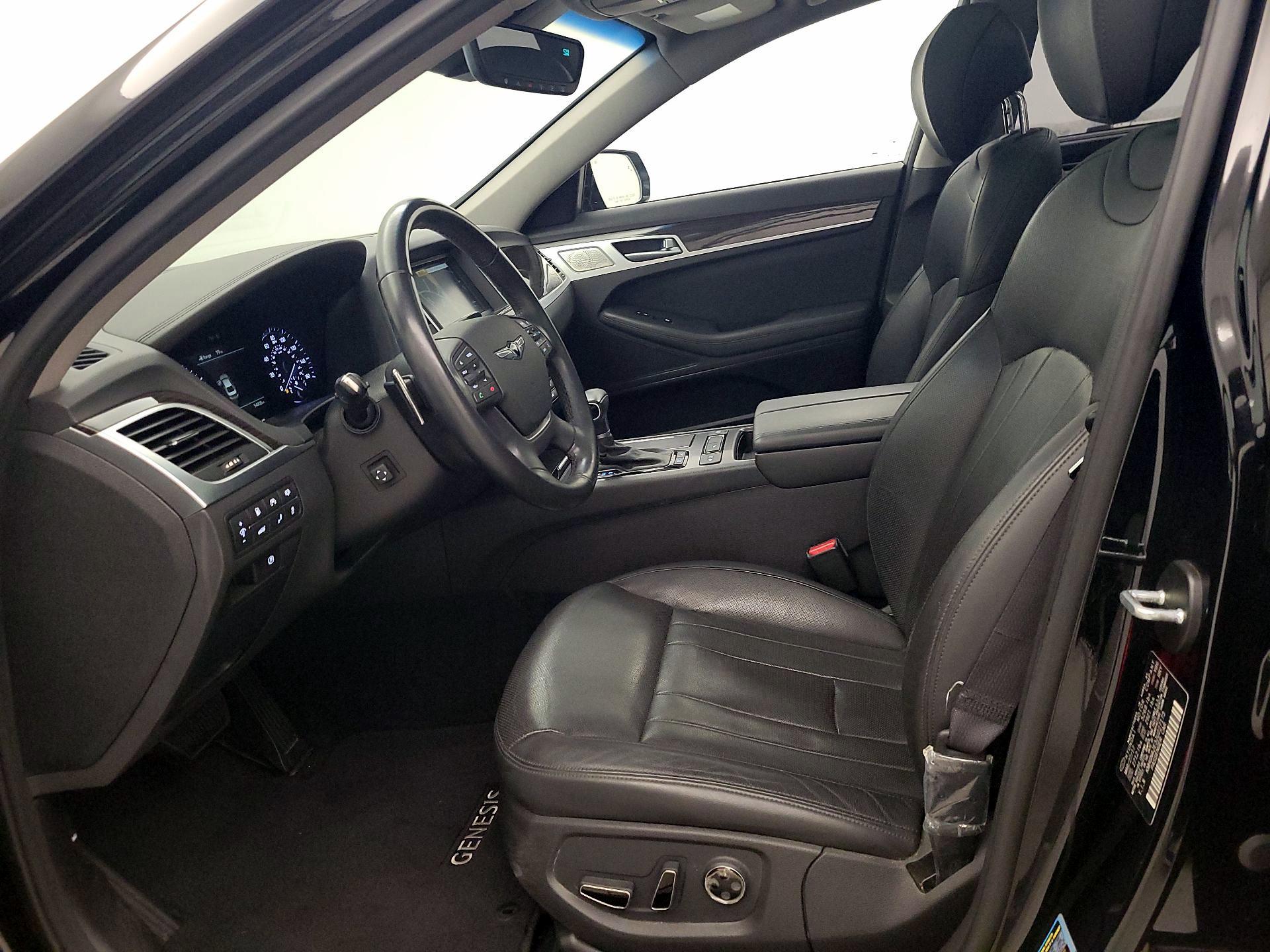 Thumbnail: 2018 Genesis G80 - 11