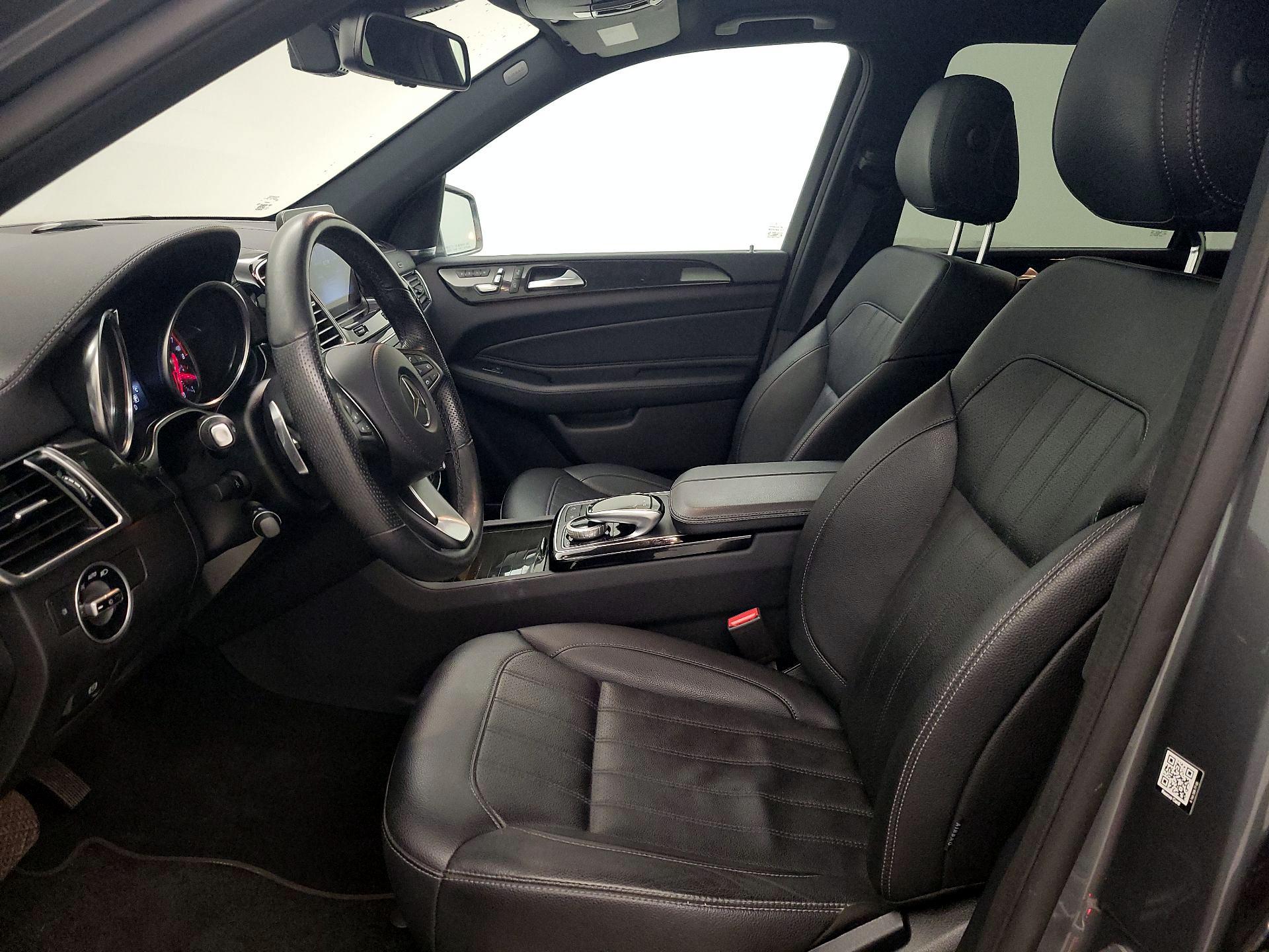 Thumbnail: 2019 Mercedes-Benz GLS - 11