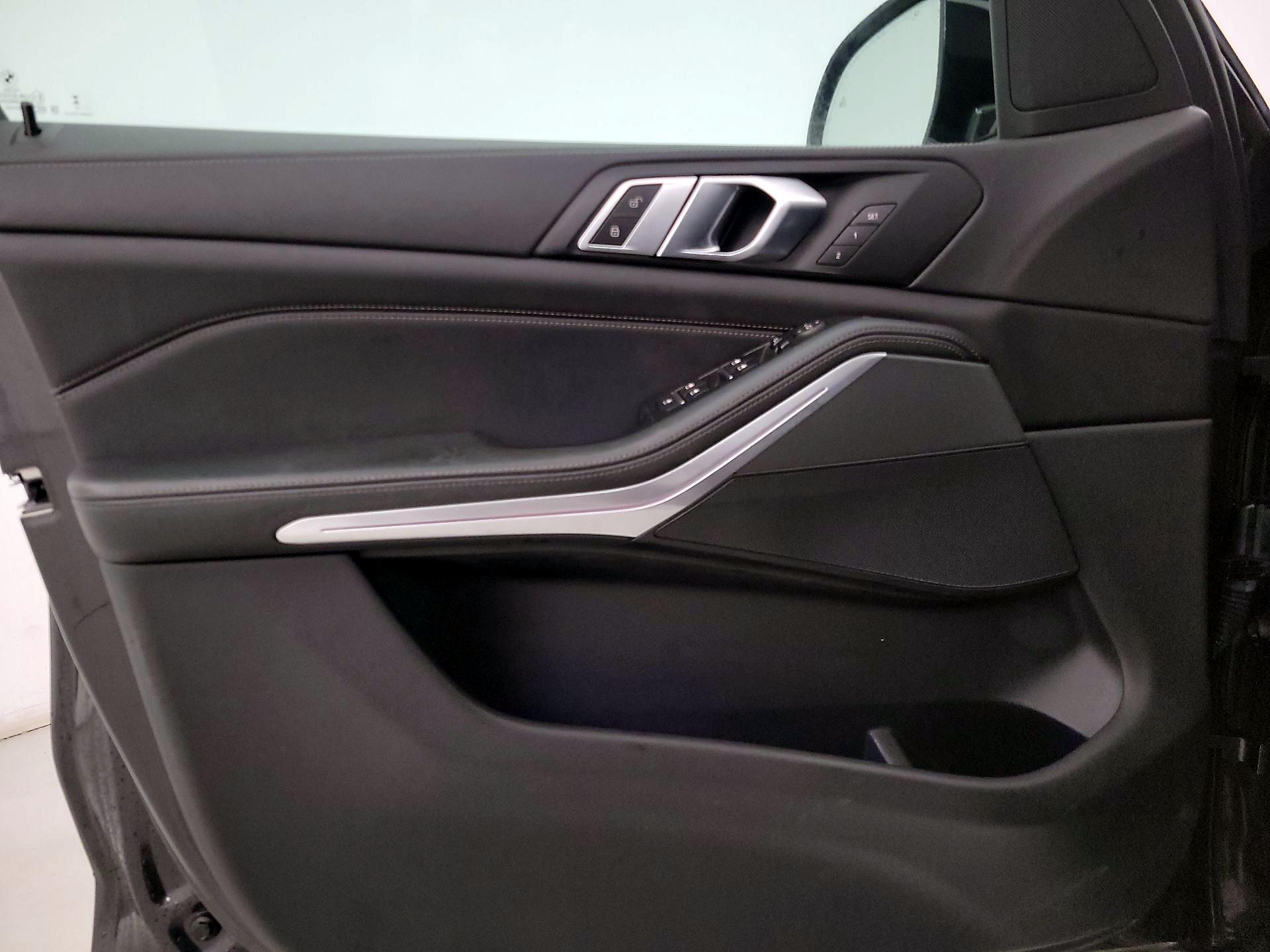 Thumbnail: 2023 BMW X5 - 12