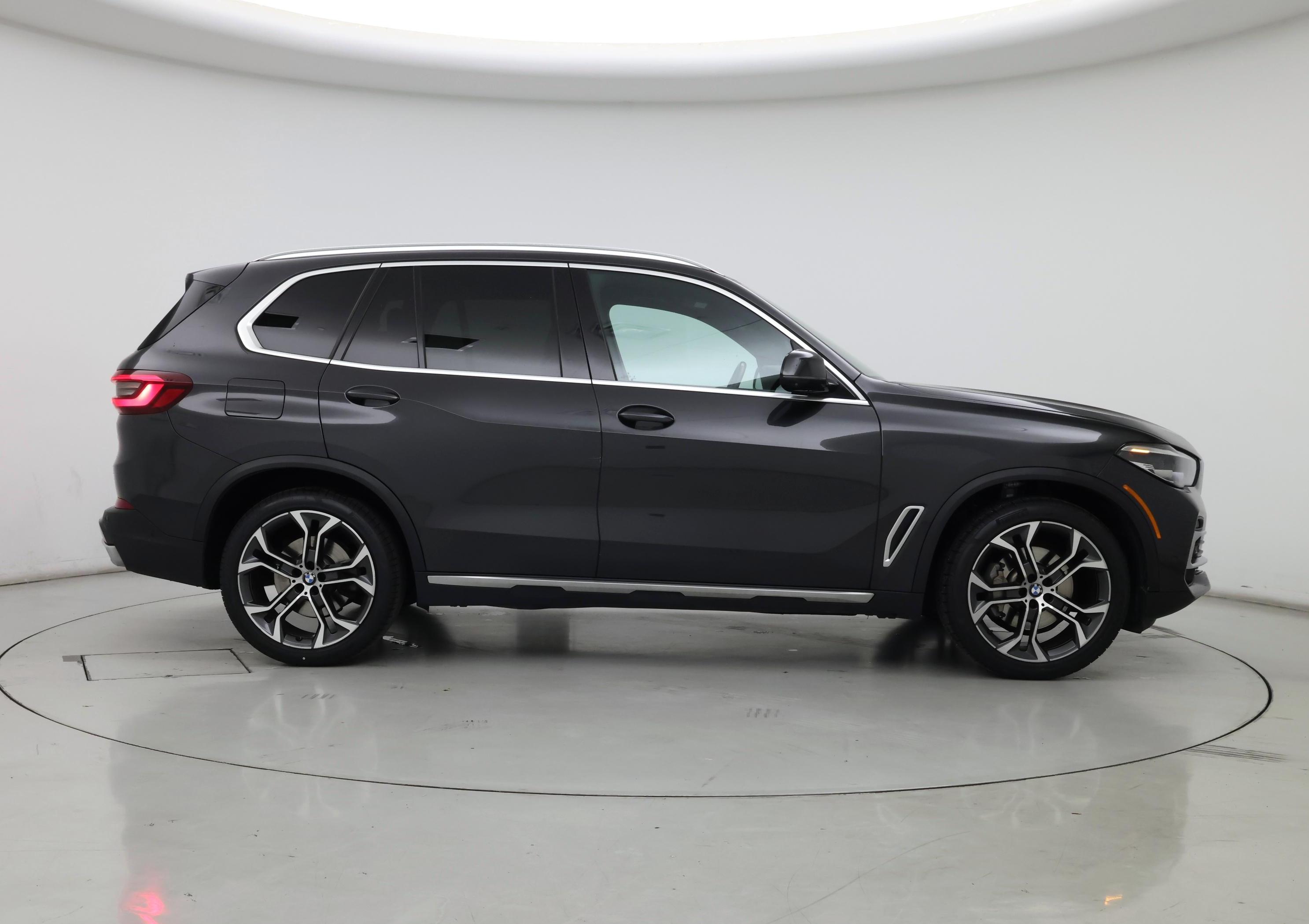 Thumbnail: 2023 BMW X5 - 7