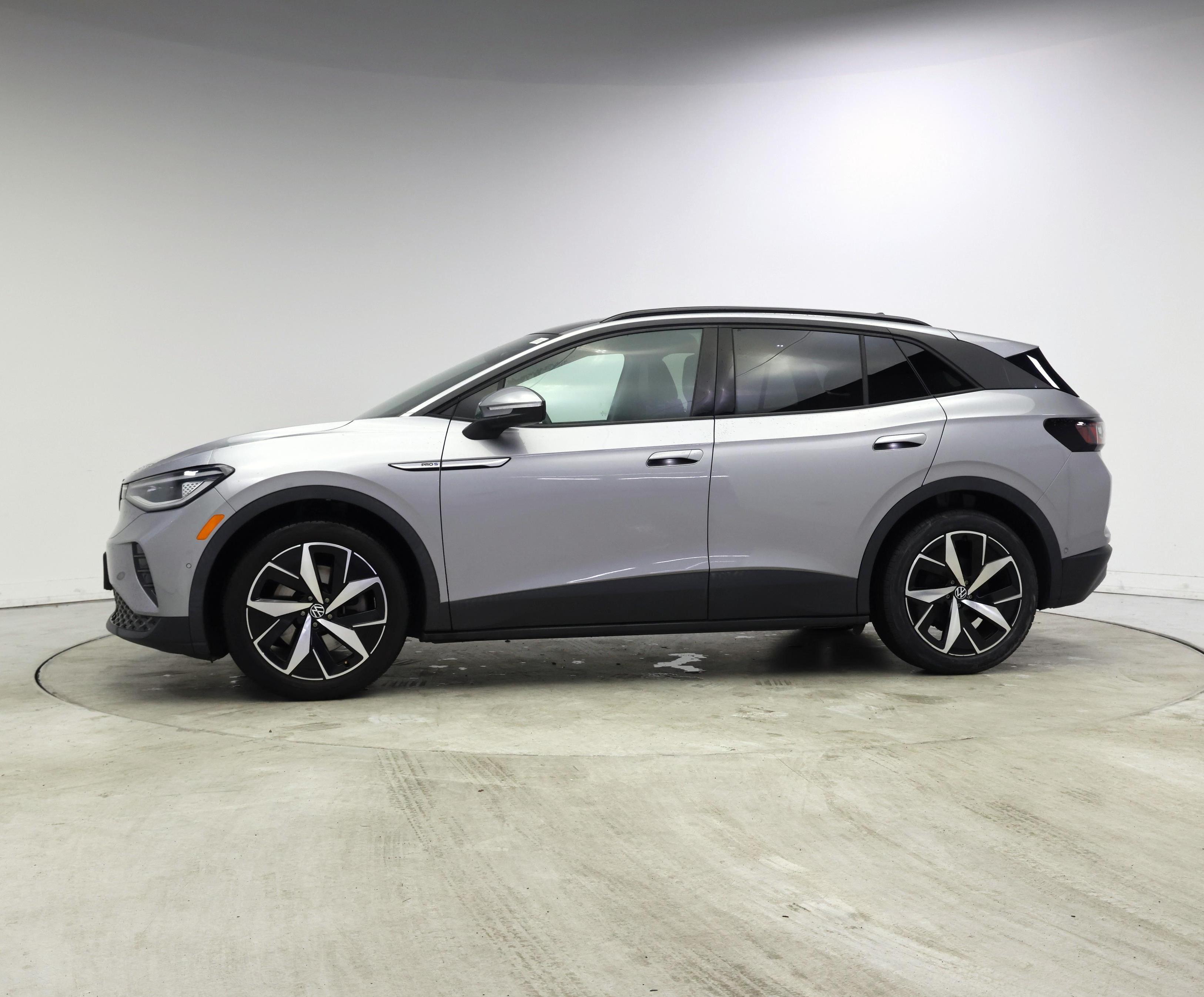 Thumbnail: 2023 Volkswagen ID.4 - 3