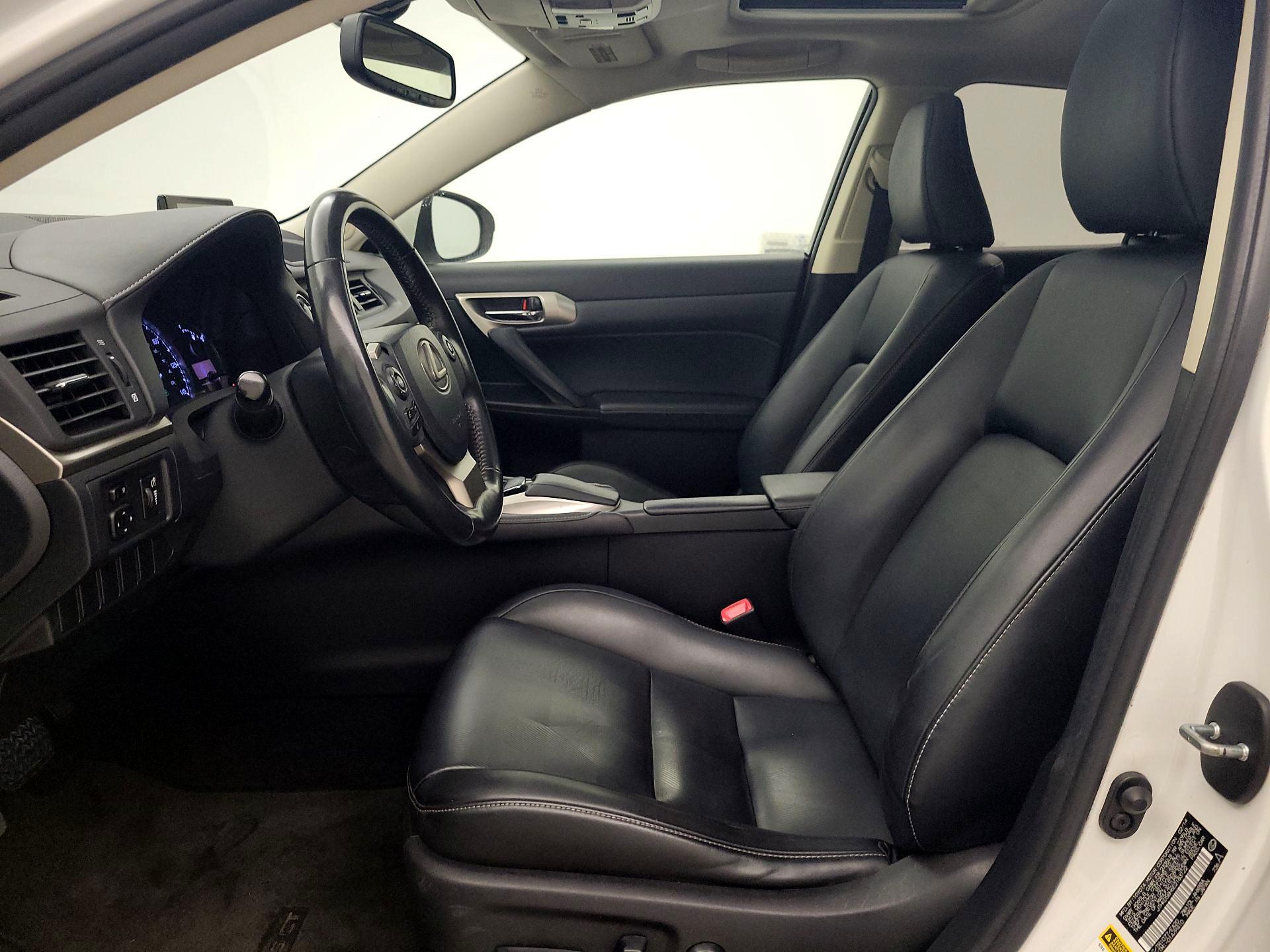 Thumbnail: 2014 Lexus CT - 11