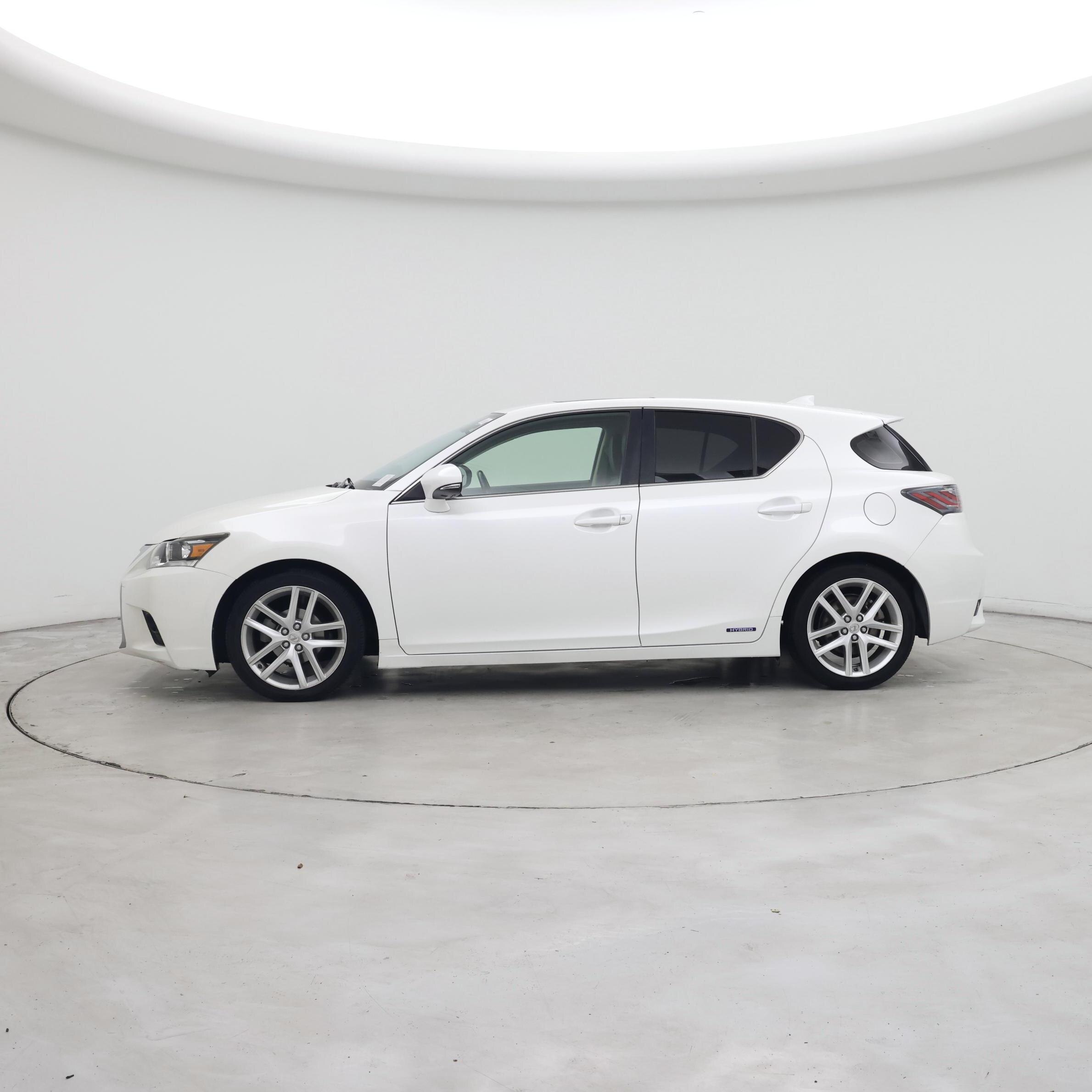 Thumbnail: 2014 Lexus CT - 3