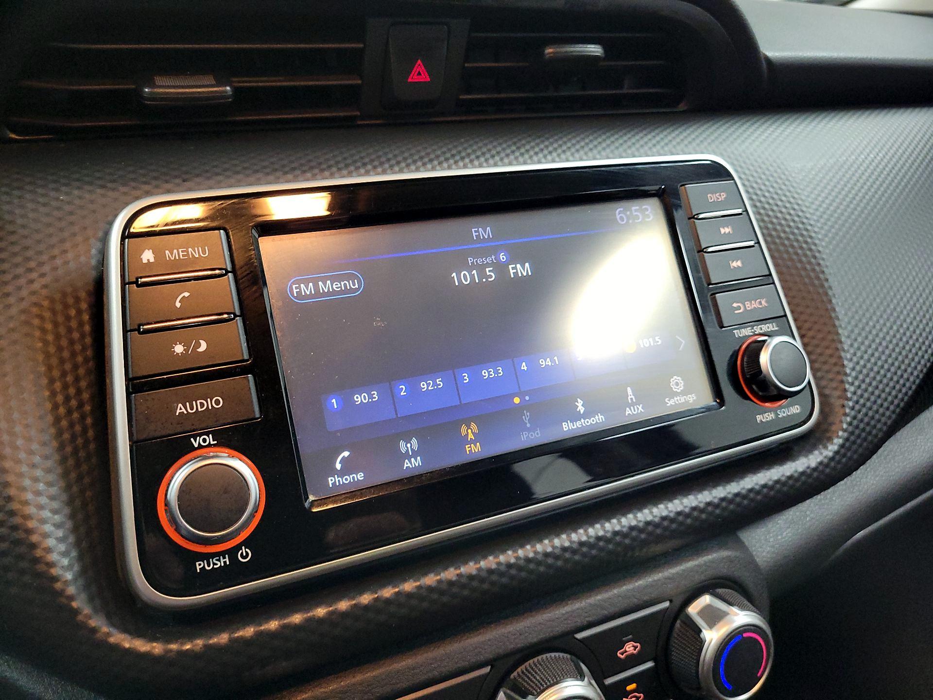 Thumbnail: 2021 Nissan Kicks - 15