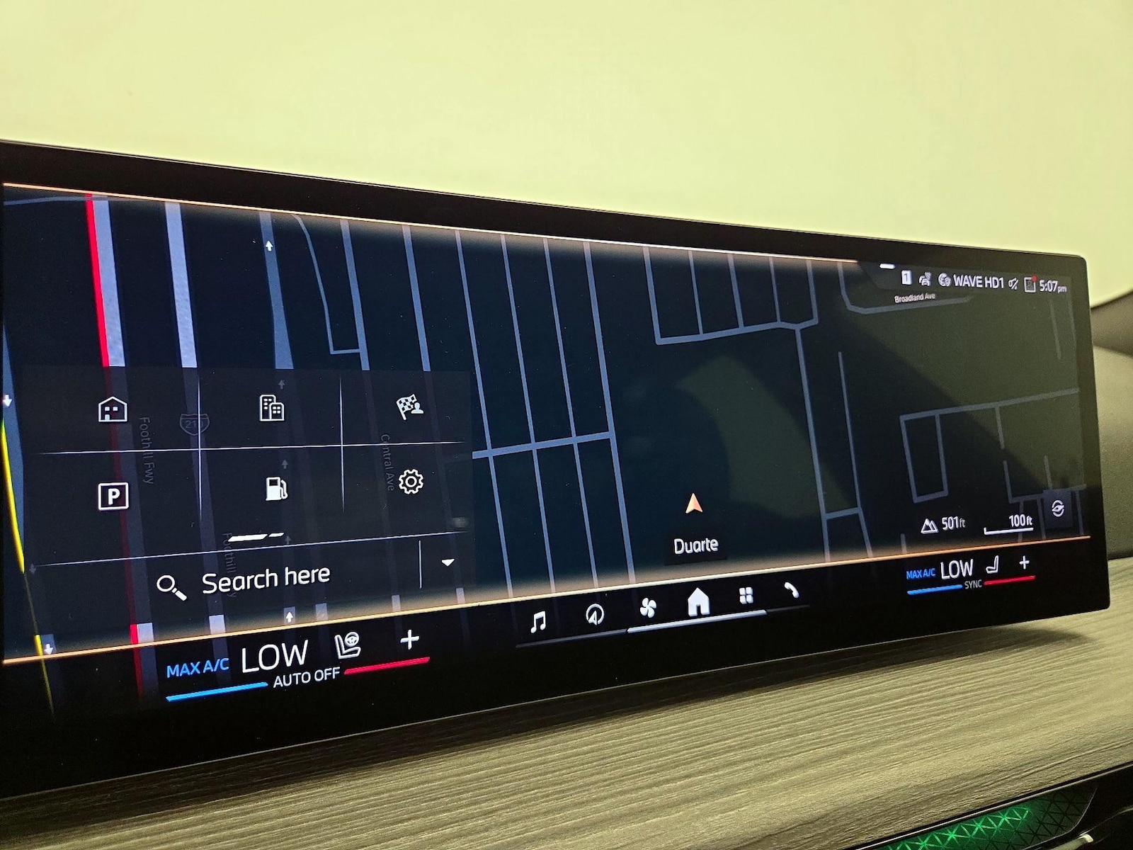 2026 BMW 3 Series 330i - Photo 15