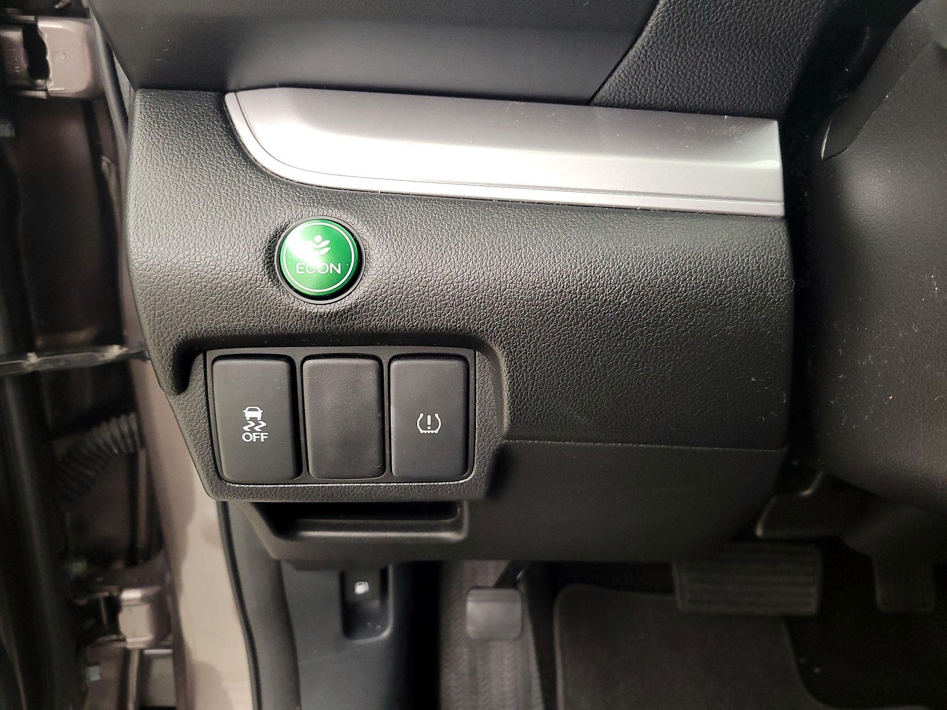 Thumbnail: 2015 Honda CR-V - 13