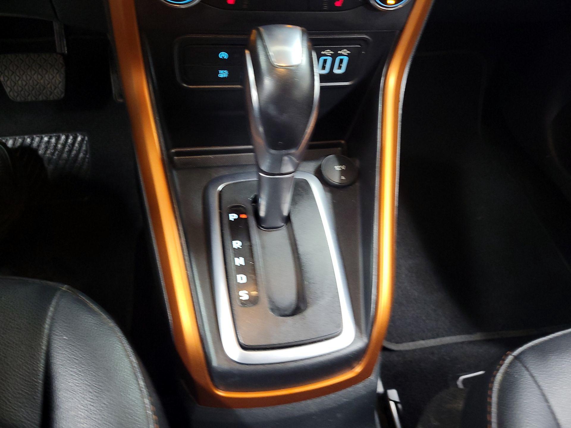 Thumbnail: 2018 Ford EcoSport - 16